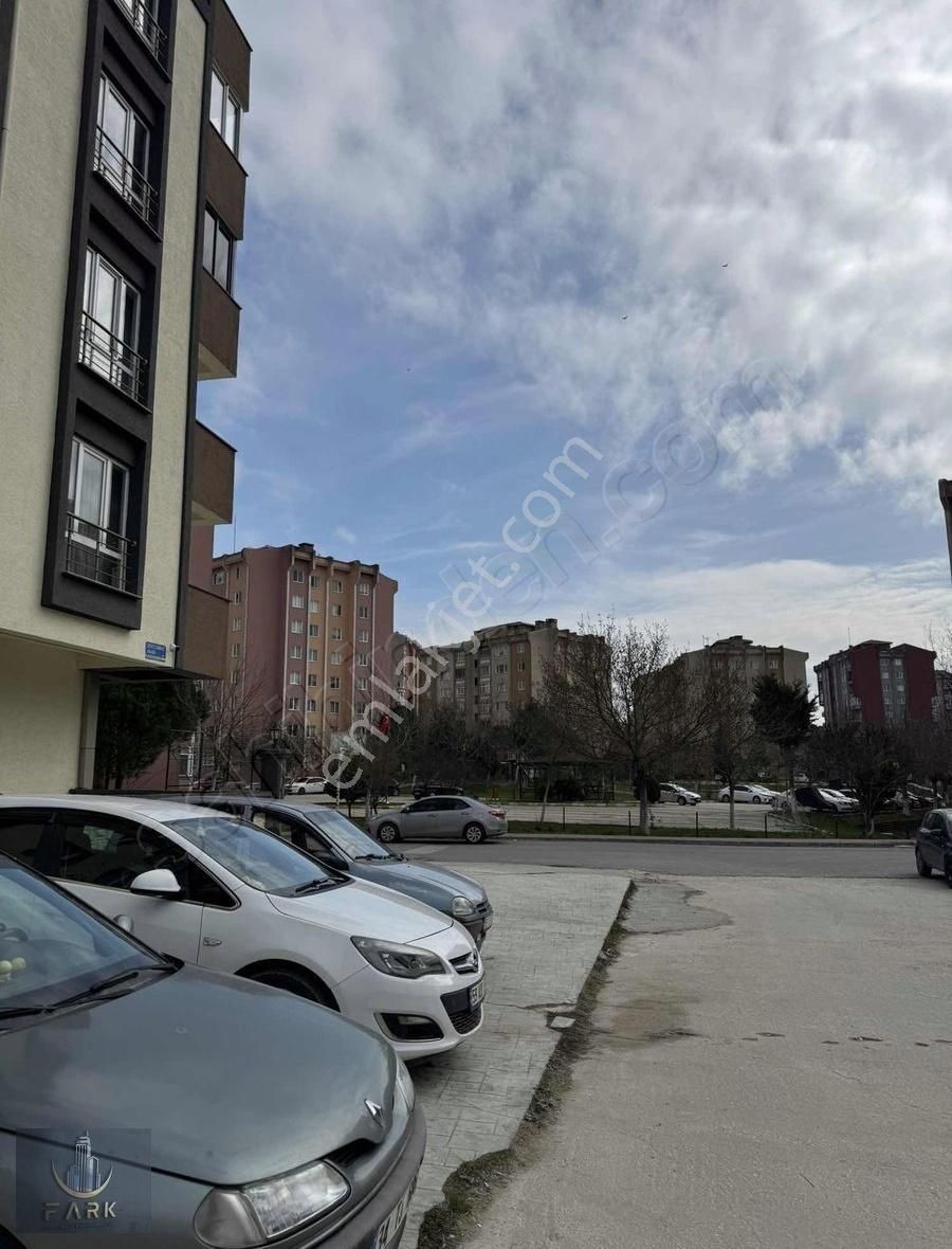 Kapaklı İnönü Satılık Daire Yıldızkentte Satılık Ara Kat Ön Cephe 2+1 Daire