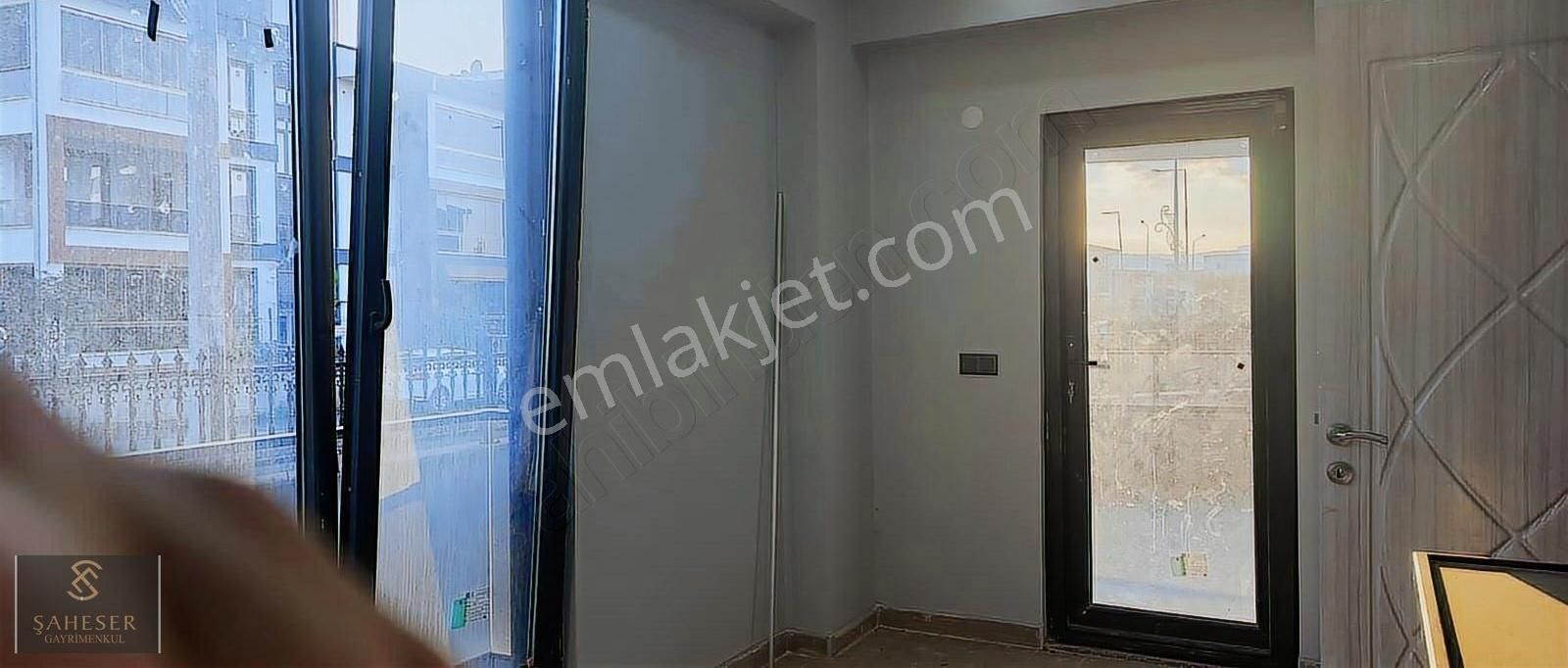 Serdivan Vatan Satılık Müstakil Ev Serdivan Yazlık 170m² Arsa İçinde 4+1 320m² Müstakil Tribleks