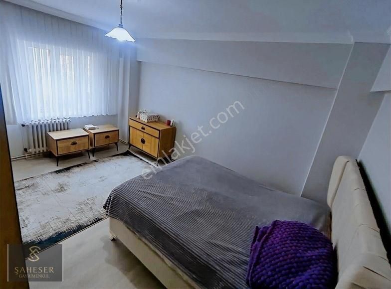 Erenler Bağlar Satılık Daire Adapazarı Eğitim Ve Araştırma Hastanesi Yakını 3+1 130m² Daire