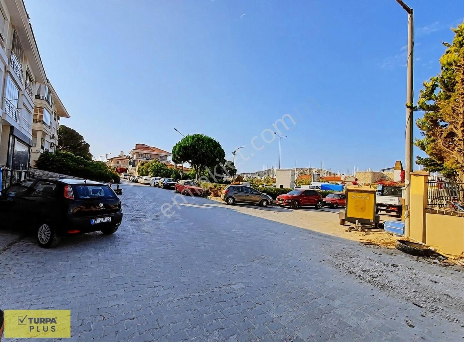 Çeşme Musalla Satılık Daire Çeşme Marinaya Yürüme Mesafesinde Yatırıma Uygun Satılık Daire