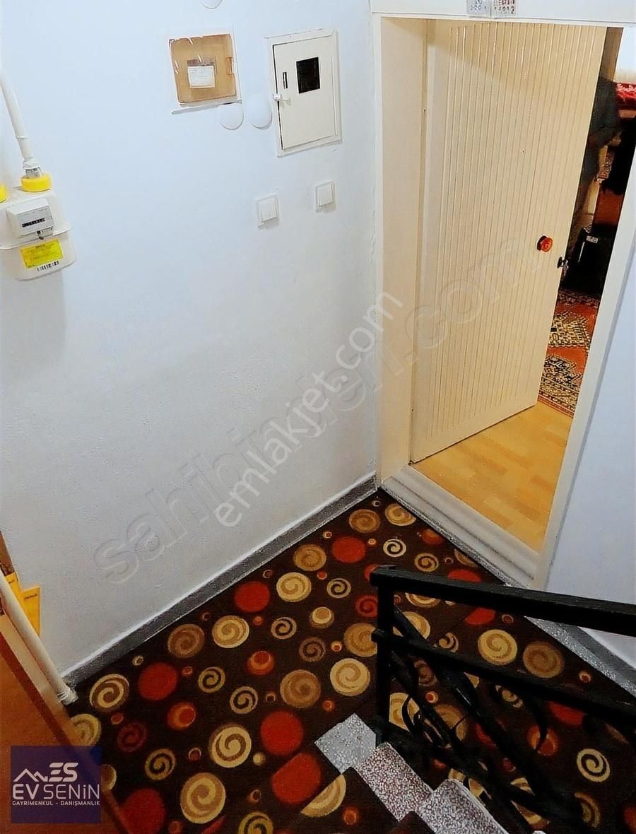 Körfez Esentepe Mh. Bahçeli,üç Daireli Çok Bakımlı Satılık Bina - Görsel 25