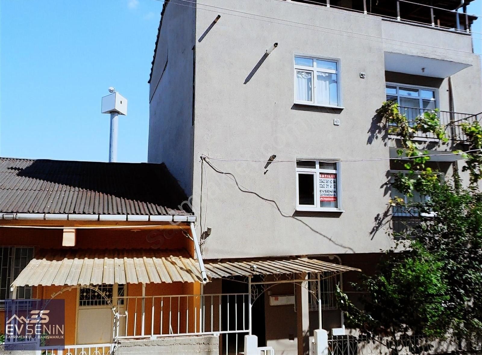 Körfez Esentepe Mh. Bahçeli,üç Daireli Çok Bakımlı Satılık Bina - Görsel 11