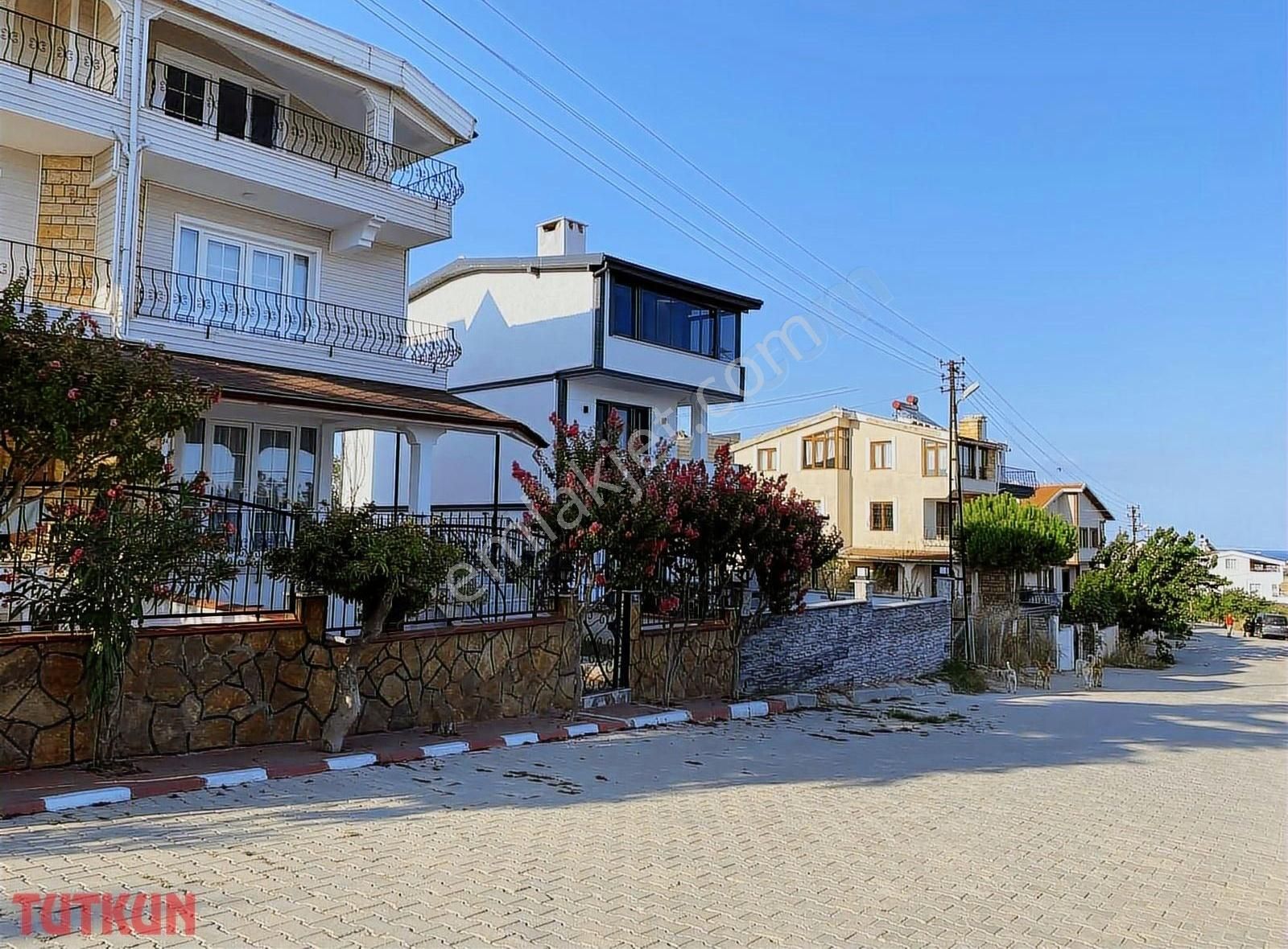 300m2 İmarlı İfrazlı Denize E-5e Çok Yakın - Görsel 16
