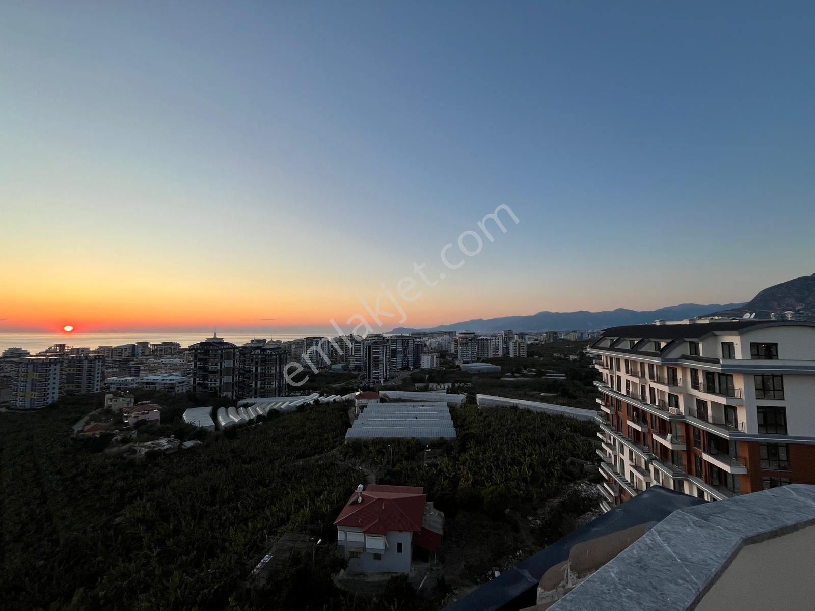 Antalya Alanya Mahmutlar 3+1 Daire Dubleks 2025 Yapımı Lüks Rezidansta Satılık ! - Görsel 4