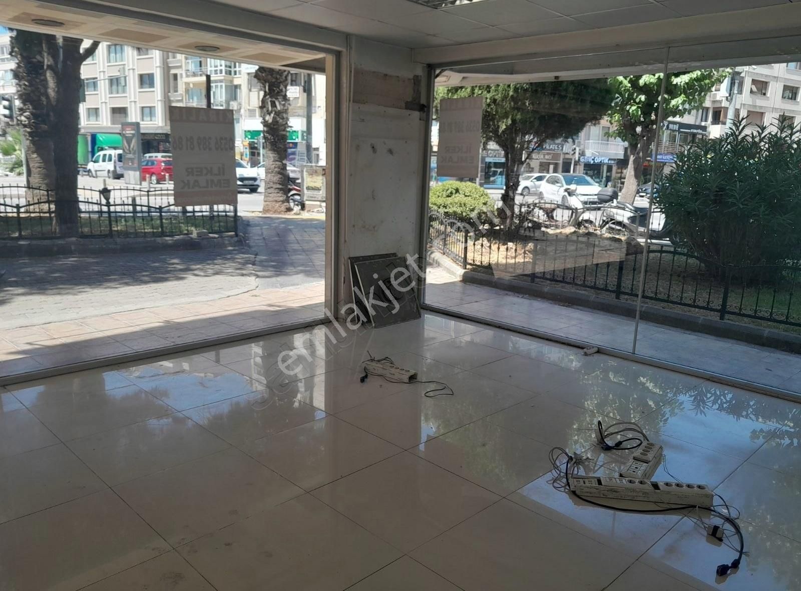 İzmir İn İncisi Bostanlı Merkezde Ķöşe Dükkan - Görsel 9