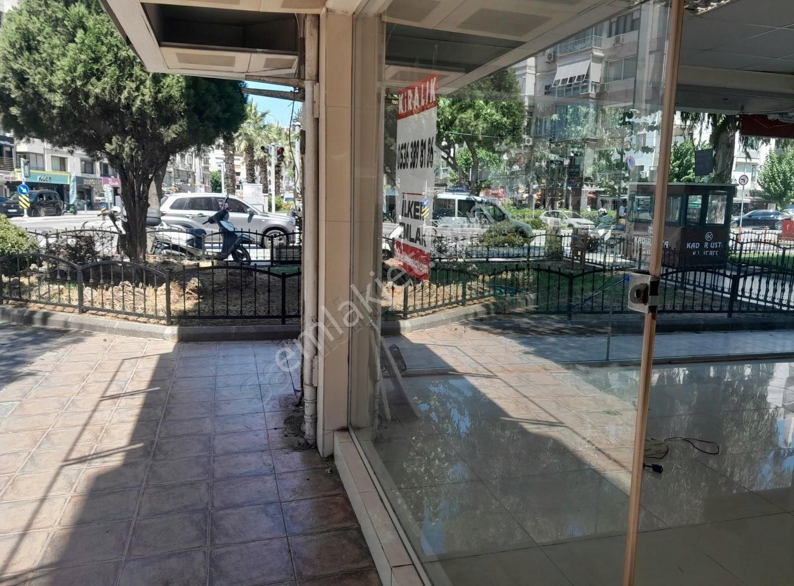 İzmir İn İncisi Bostanlı Merkezde Ķöşe Dükkan - Görsel 13
