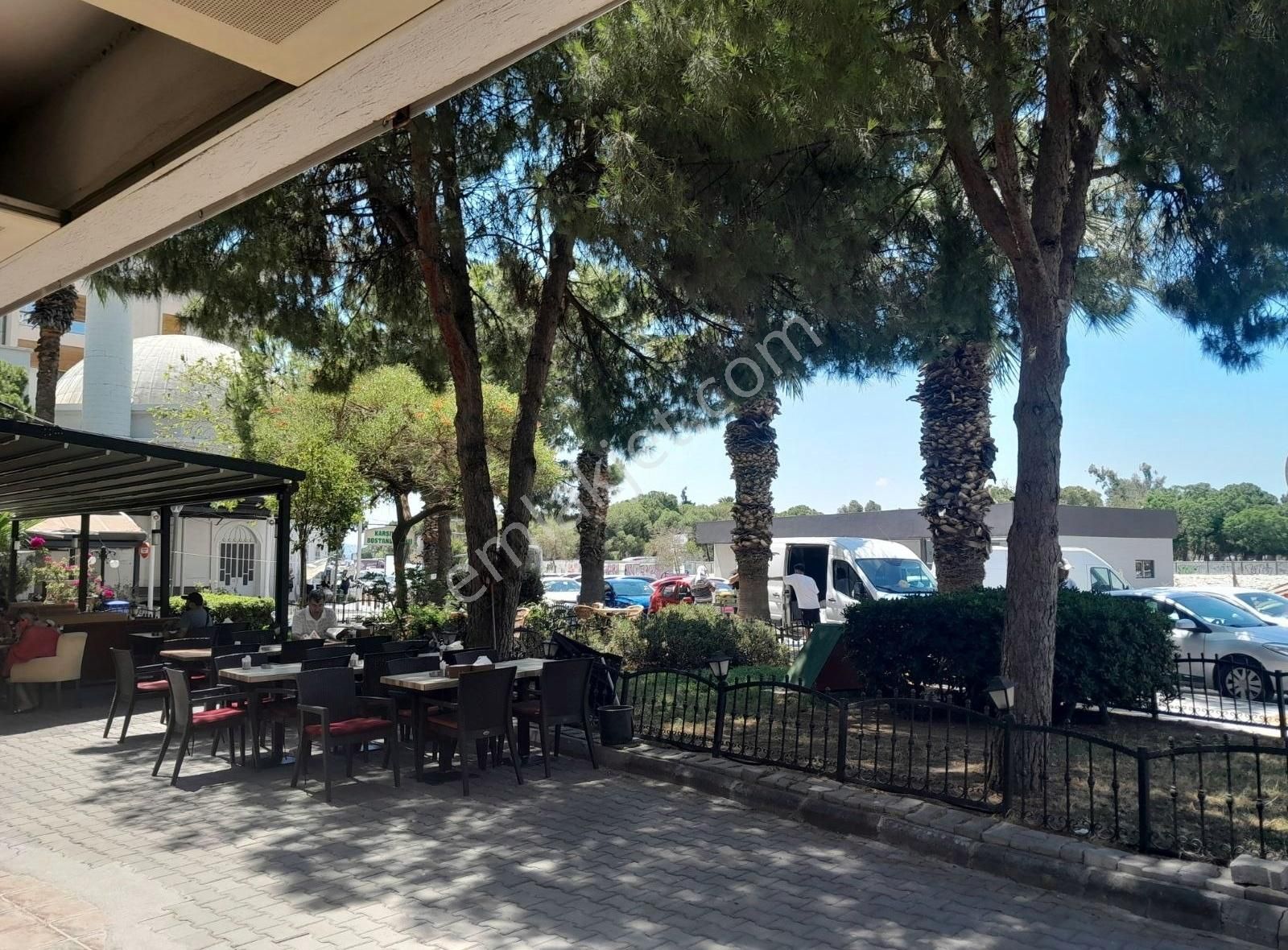 İzmir İn İncisi Bostanlı Merkezde Ķöşe Dükkan - Görsel 3