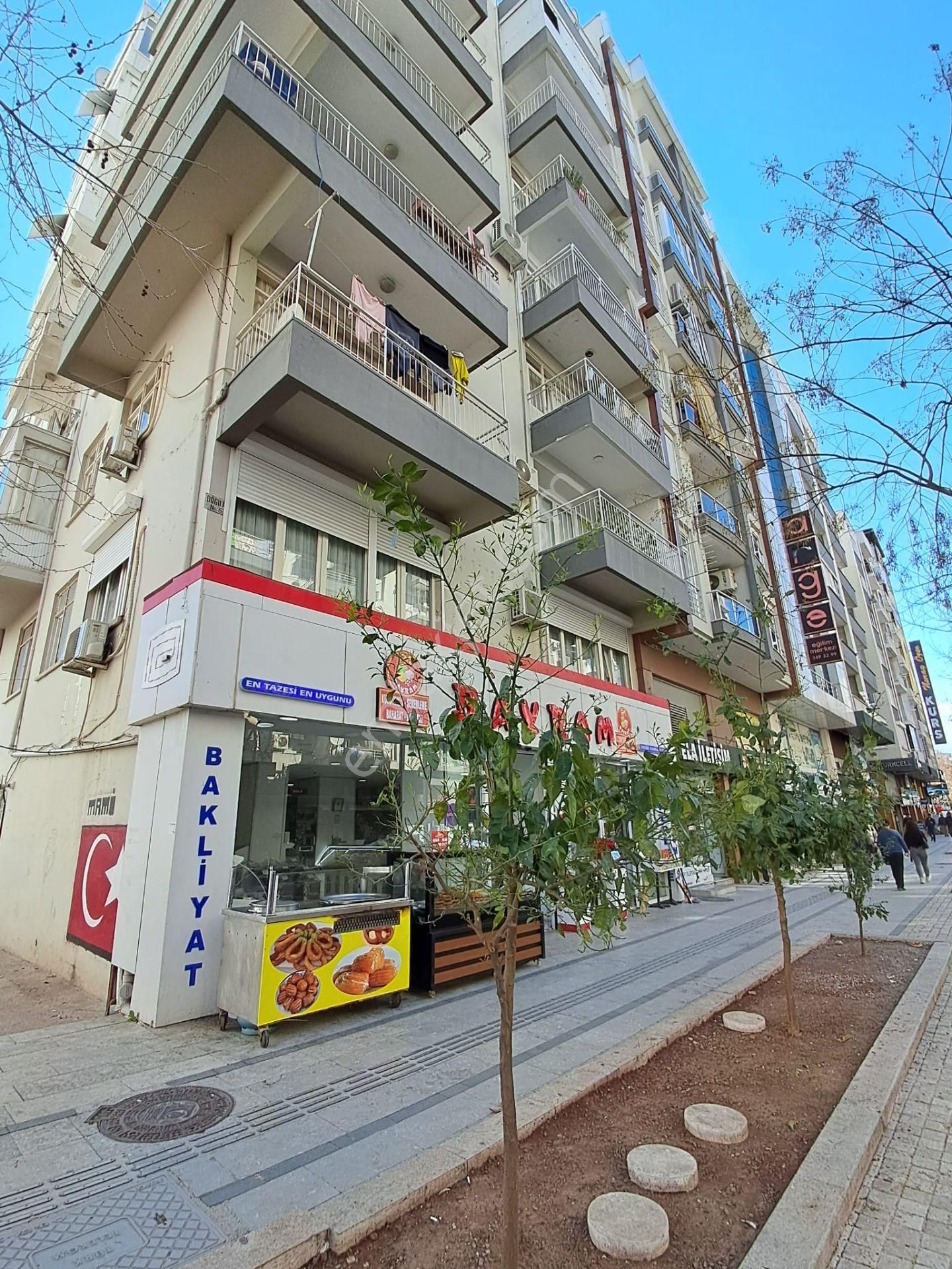 Muratpaşa Çaybaşı Satılık Daire Çaybaşı Mahallesi'nde 3+1 Masrafsız Satılık Daire