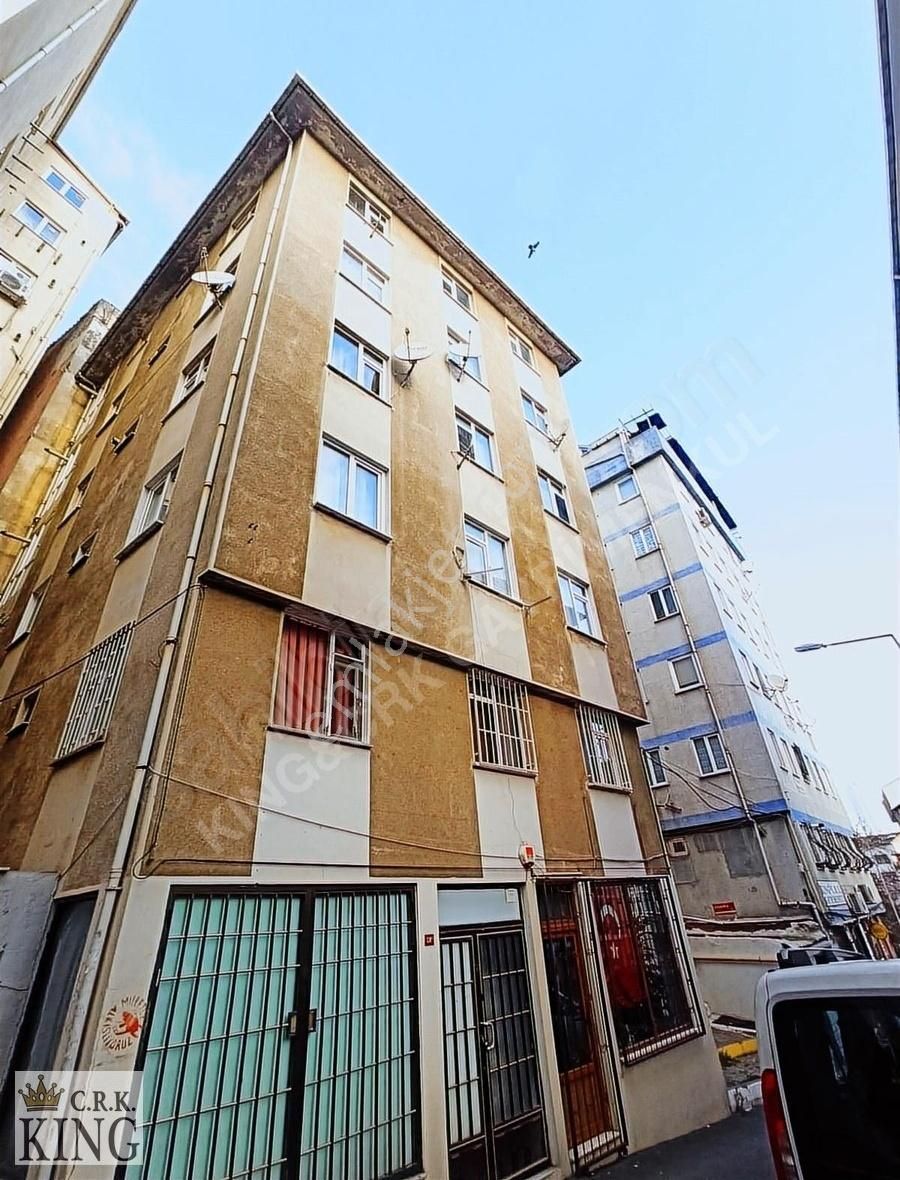 Şişli Mecidiyeköy Satılık Daire Fırsatı Kaçırma.şişli Mecidiyeköy Anacadde E-5 3 Dk 2+1 Satılık