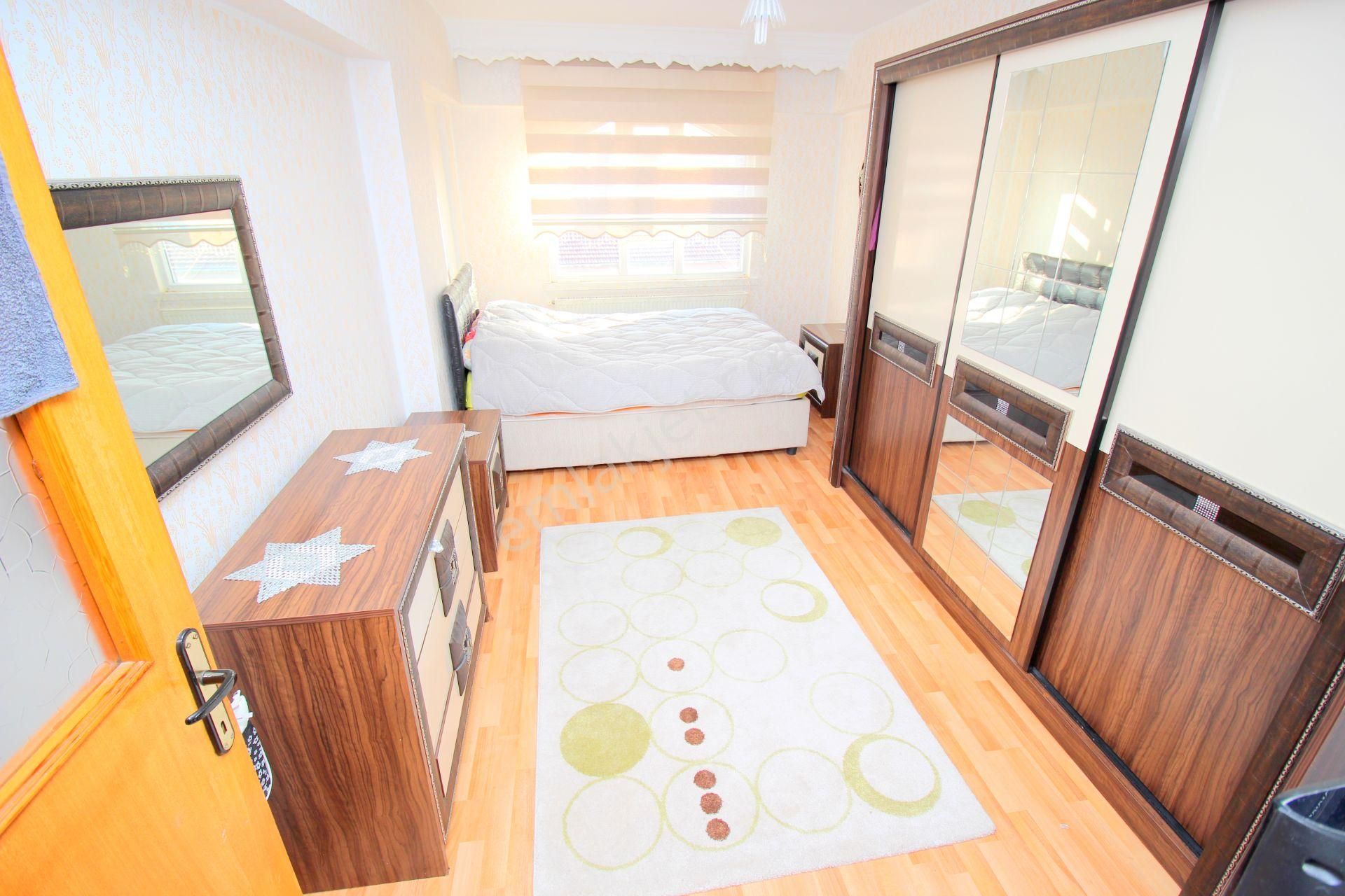 Emre Emlaktan Sincan Mareşalçakmakta 5+1 Satılık Teras - Görsel 18