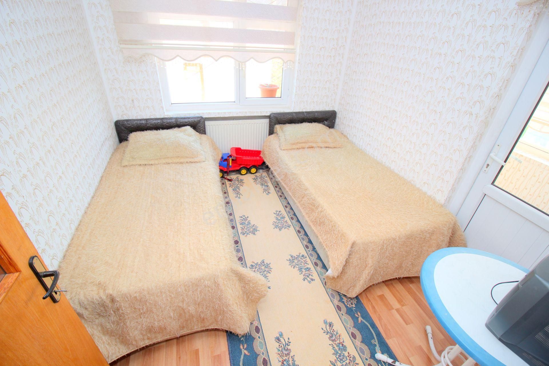 Emre Emlaktan Sincan Mareşalçakmakta 5+1 Satılık Teras - Görsel 6