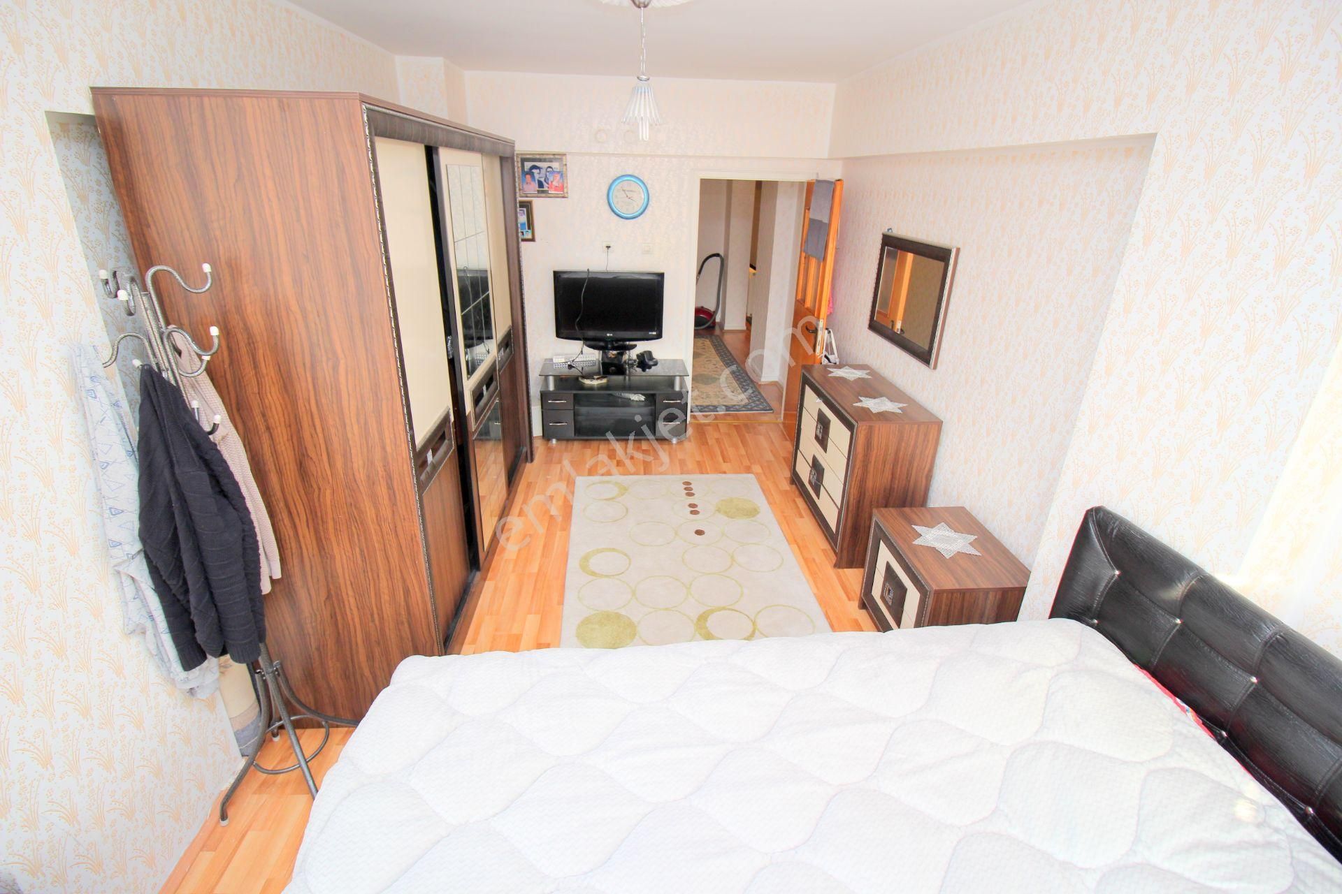 Emre Emlaktan Sincan Mareşalçakmakta 5+1 Satılık Teras - Görsel 19