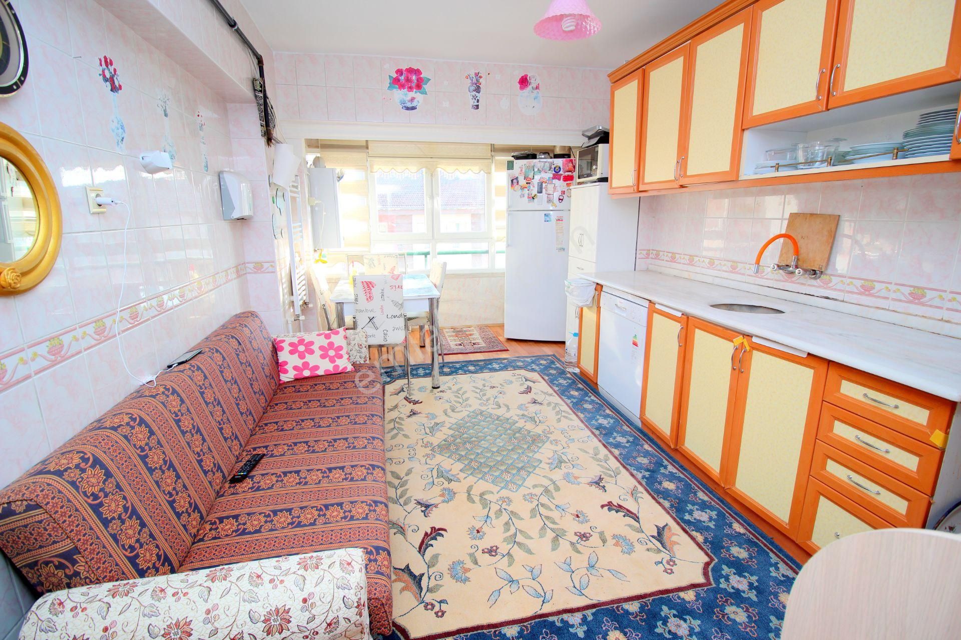 Emre Emlaktan Sincan Mareşalçakmakta 5+1 Satılık Teras - Görsel 12