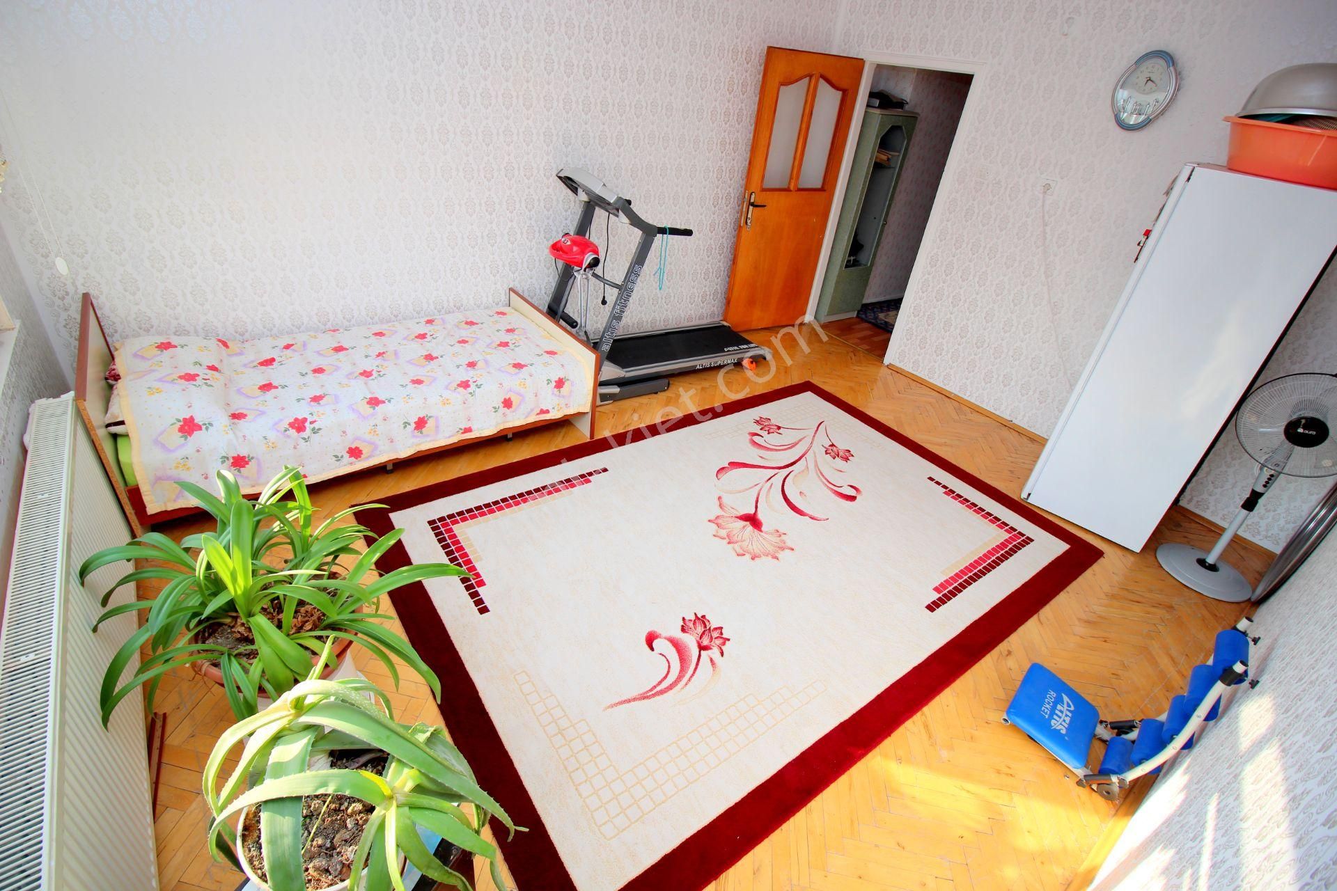 Emre Emlaktan Sincan Mareşalçakmakta 5+1 Satılık Teras - Görsel 22