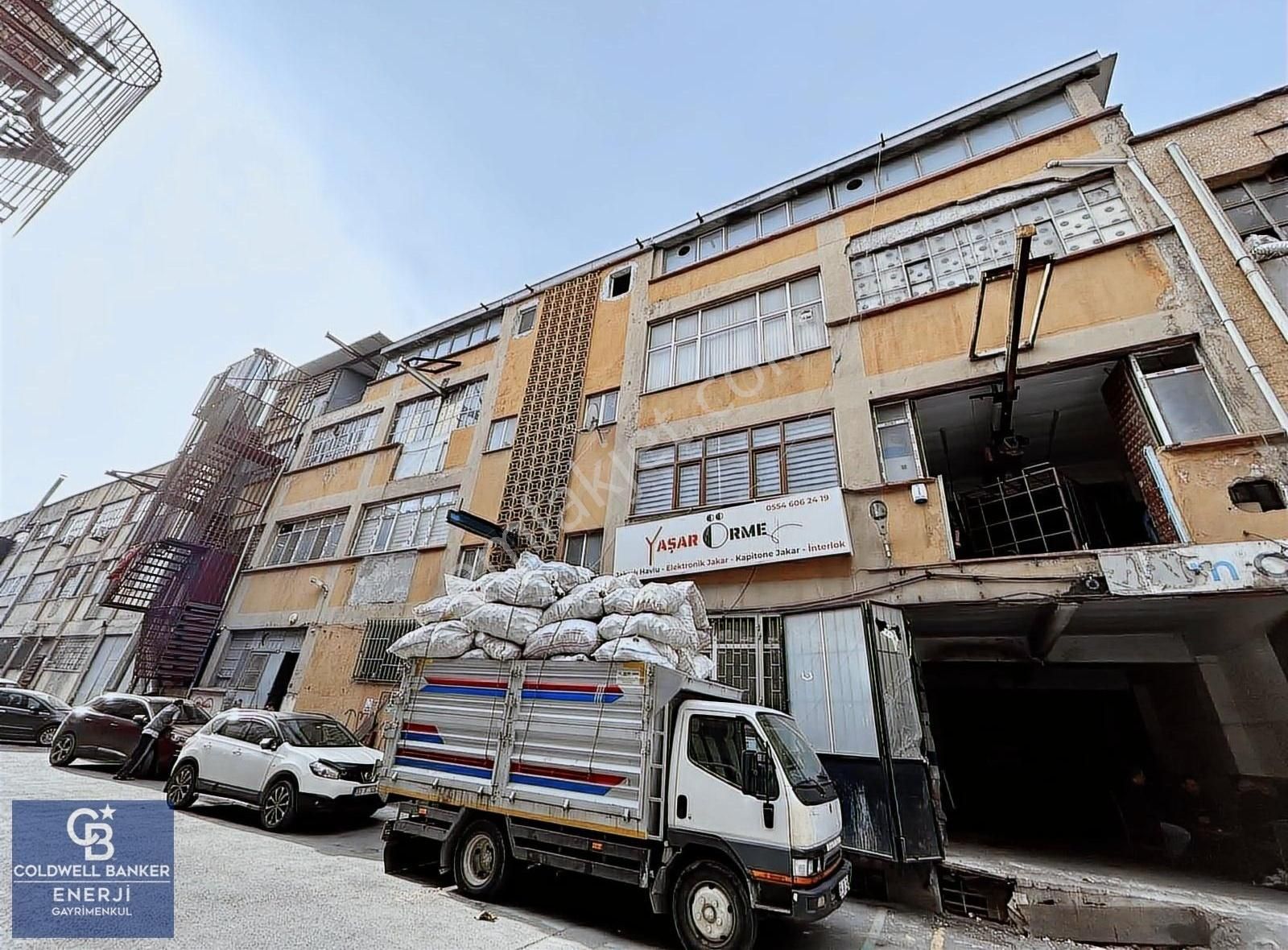 Bayrampaşa'da Satılık 750m2 Depo İmalata Uygun - Görsel 14