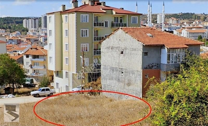 Bilecik Merkez Hürriyet Satılık Konut İmarlı Bilecik Hürriyet Mahallesi 300 M2 Konut İmarlı Arsa