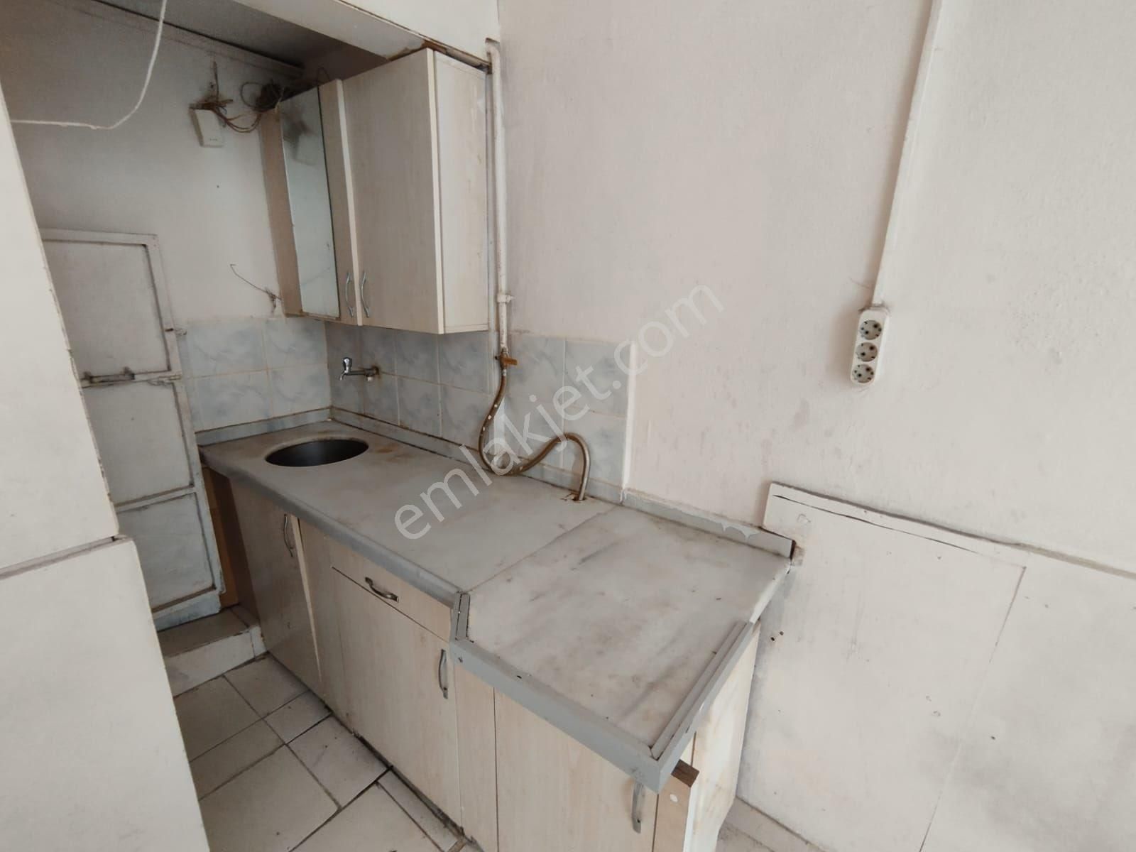 Bursa Bağlarbaşı Bekar Erkek İçin Uygun Kiralık 1+0