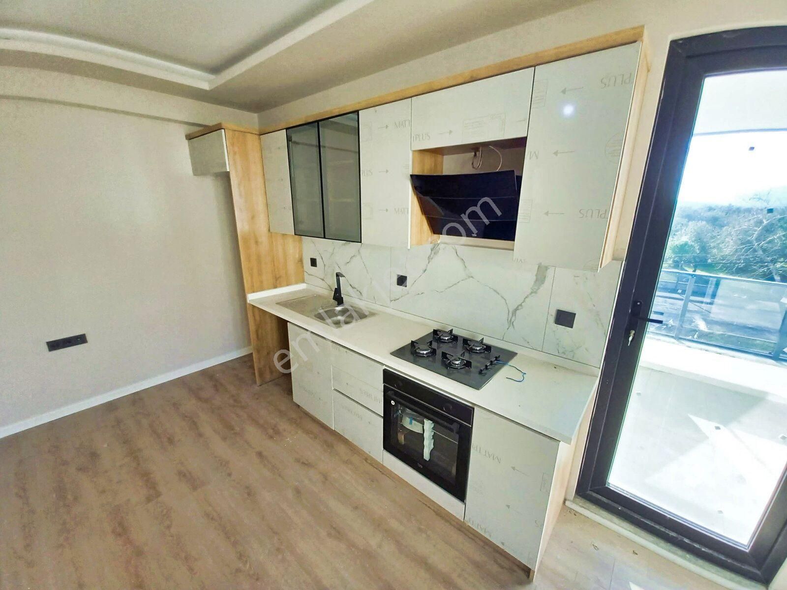 🛑🛑aktif'ten Zeytinli'de Satılık Çift Balkonlu Ön Cephe Arakat Sıfır 2+1 Daire