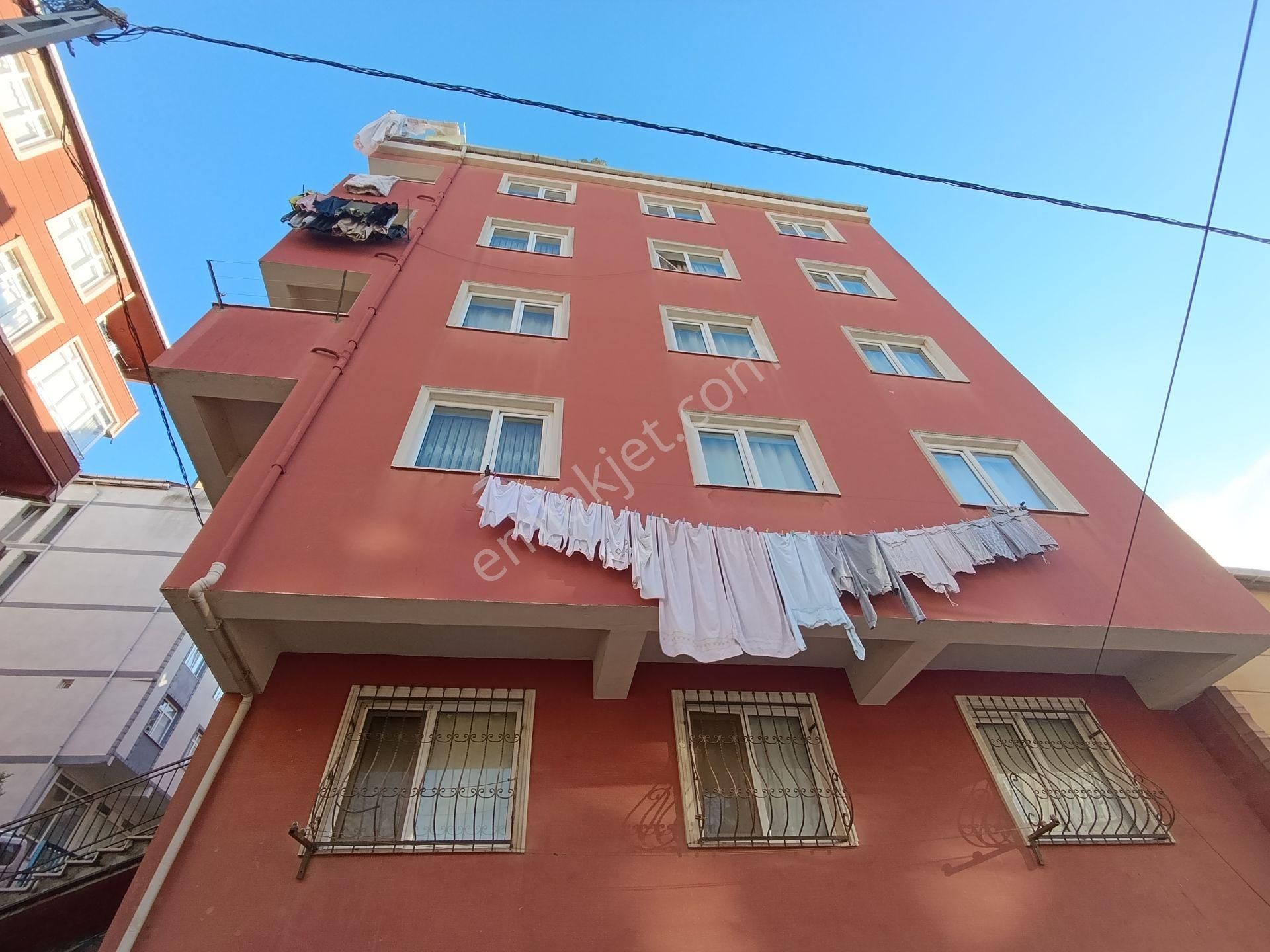 Pendik Fatih Marmaraya Yakın Kiralık Daire Pendik Esenyalı Merkezde E-5 Yakın Kiralık 2+1 İzlasyon Montalamalı Tadilat Yapılıdaire