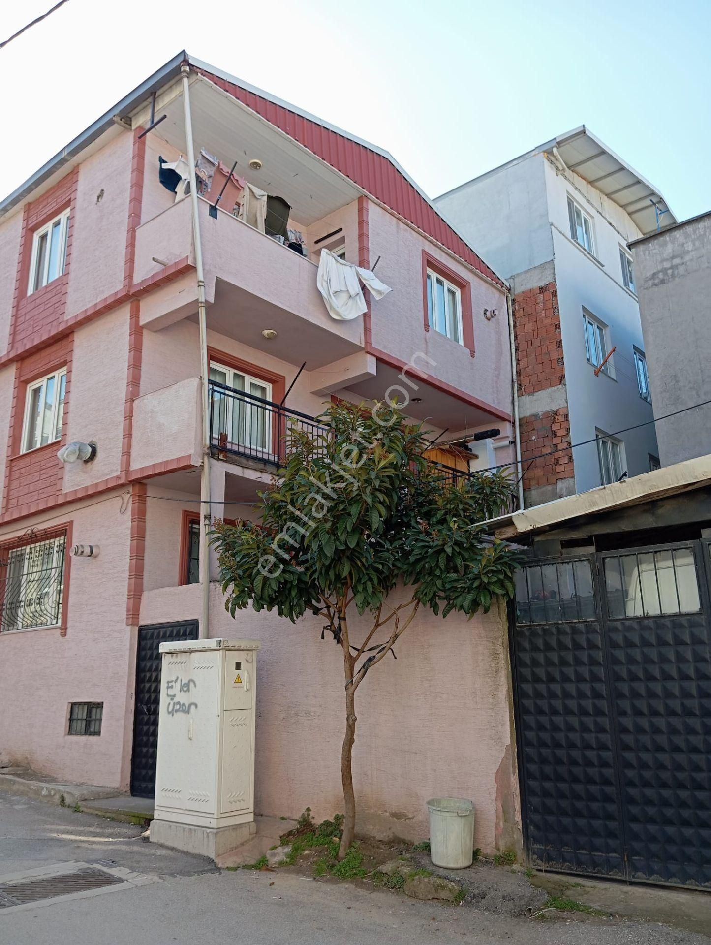 Acil Satılık Hacıvatta Ankara Yoluna Yakın 3,5 Kat Müstakil