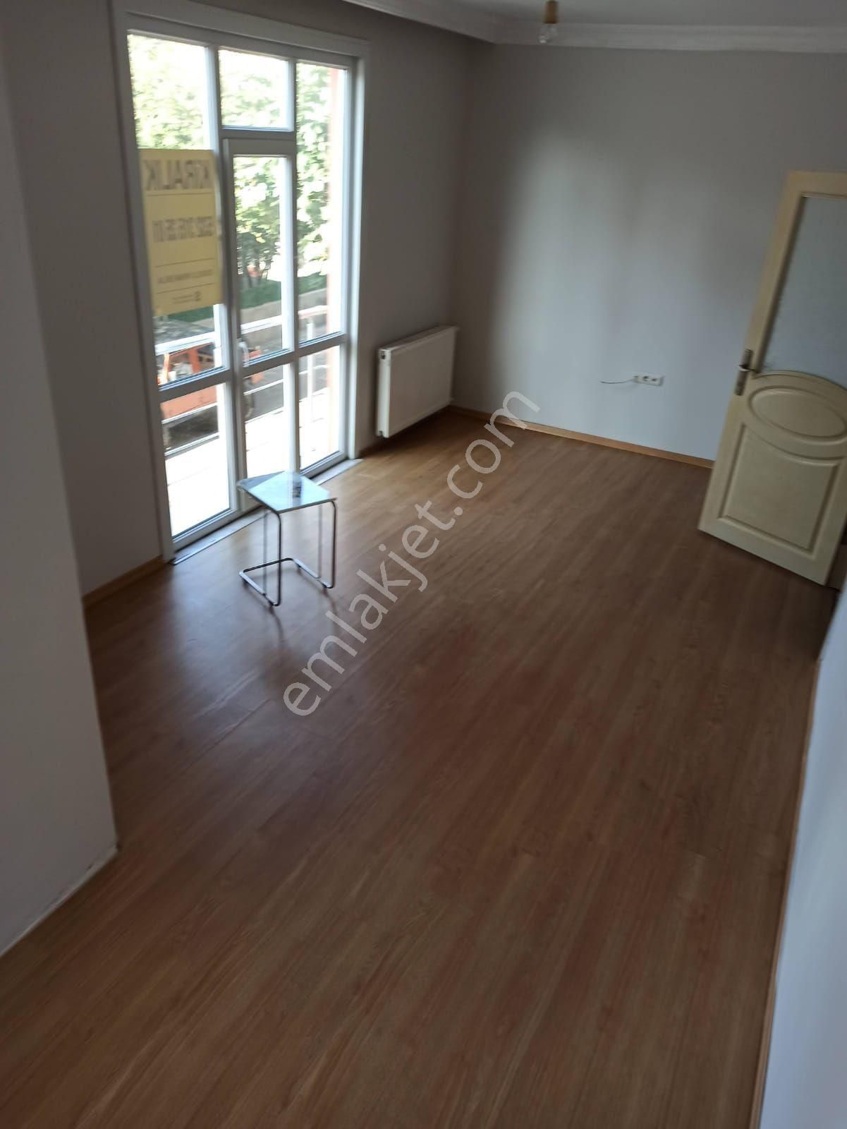 Yukarı Dudullu Mahallesinde Satılık 2+1 Ara Kat Daire - Görsel 9