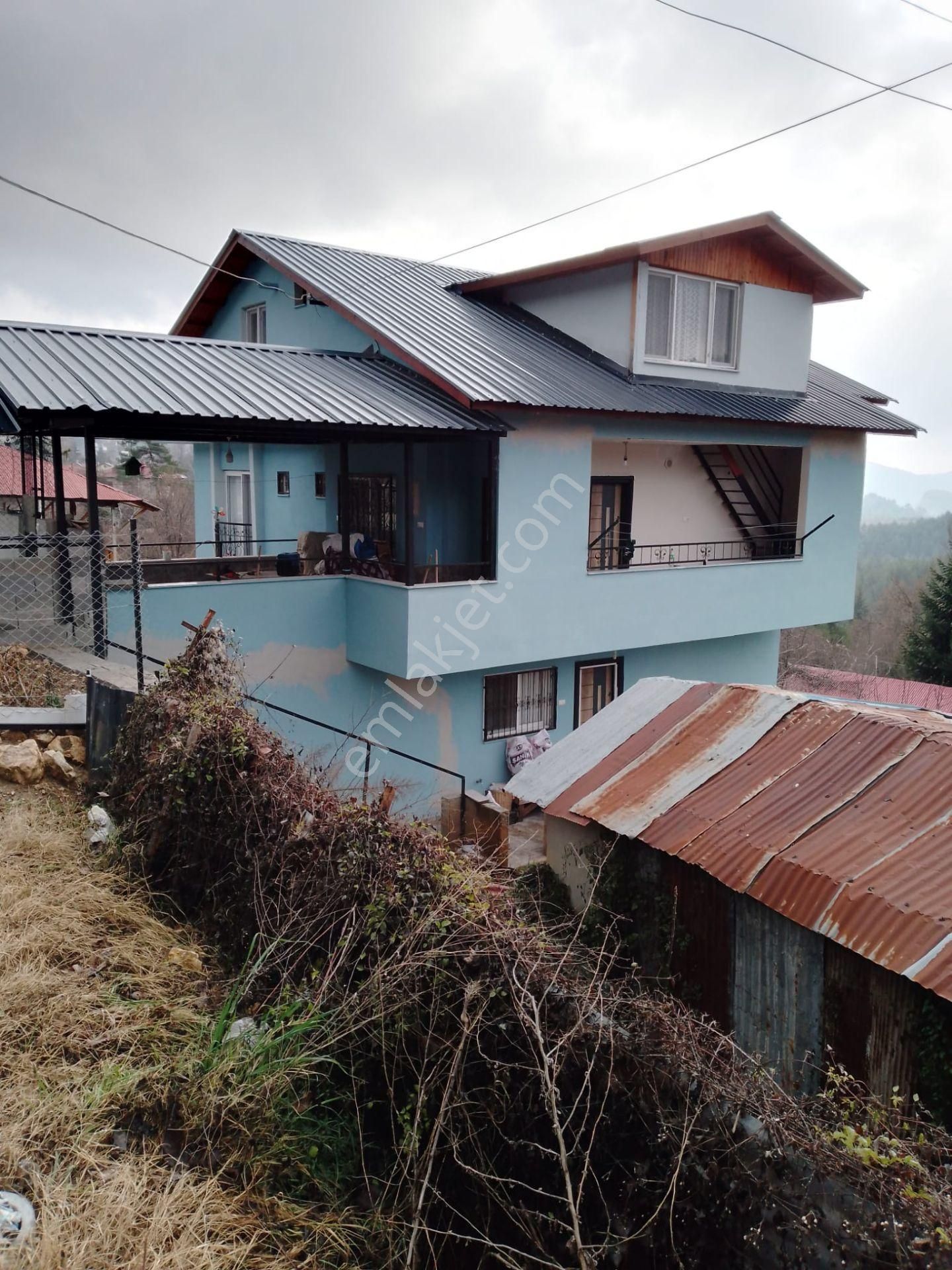 Çamlıyayla Cumayakası Satılık Müstakil Ev Çamlıyayla Cuma Yakasında Müstakil İki Adet Bahçeli Satılık Yayla Evi