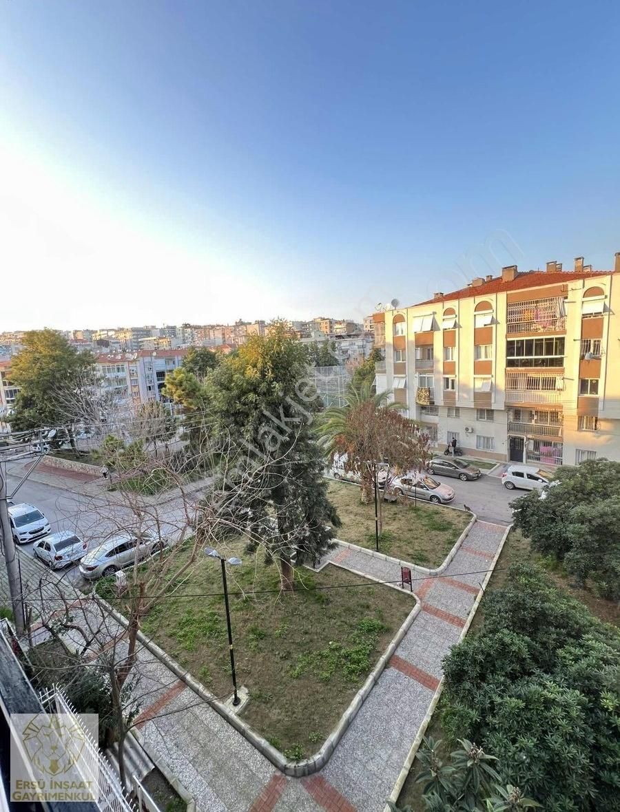 Karabağlar Kazım Karabekir Satılık Daire Ersü'den 2+1 Park Manzaralı Doğalgazlı Arakat Daire