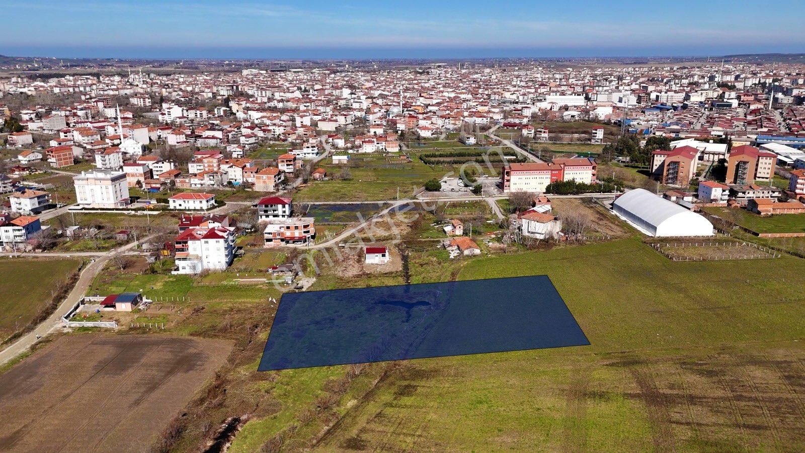 Bafra Alparslan Satılık Konut İmarlı Bafra Alparslan Mahallesinde Satılık 3517 M2 Arsa