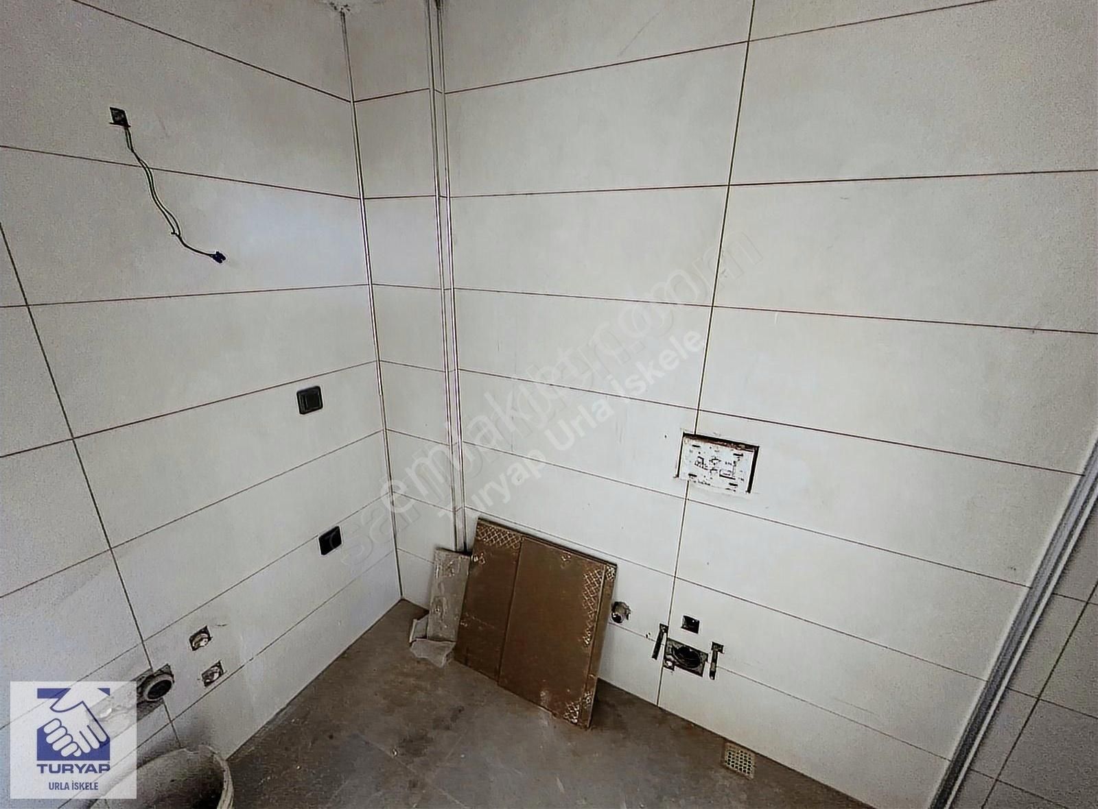 İçmelerde Denize 260 Metre, Üniversiteye Yakın Lüks 2+1 Villa - Görsel 16