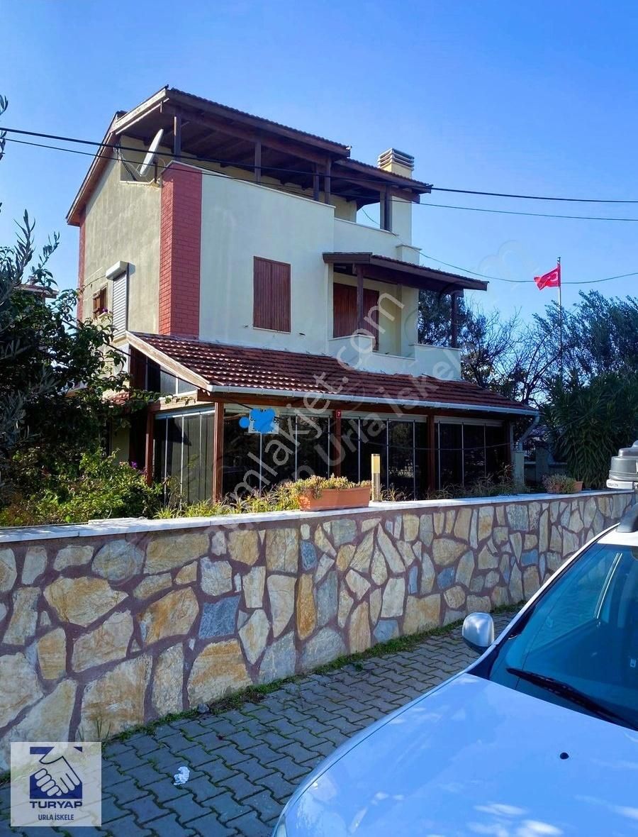 Urla Güvendik Satılık Müstakil Ev 