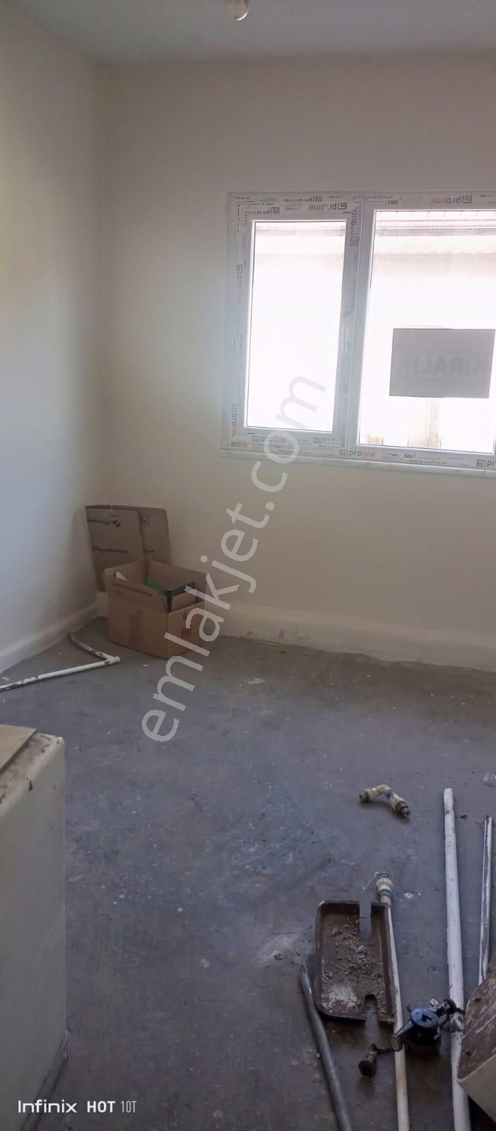 Çarşı İçinde İkinci Kat Dolğalgazlı Kiralık Dükkan - Görsel 3