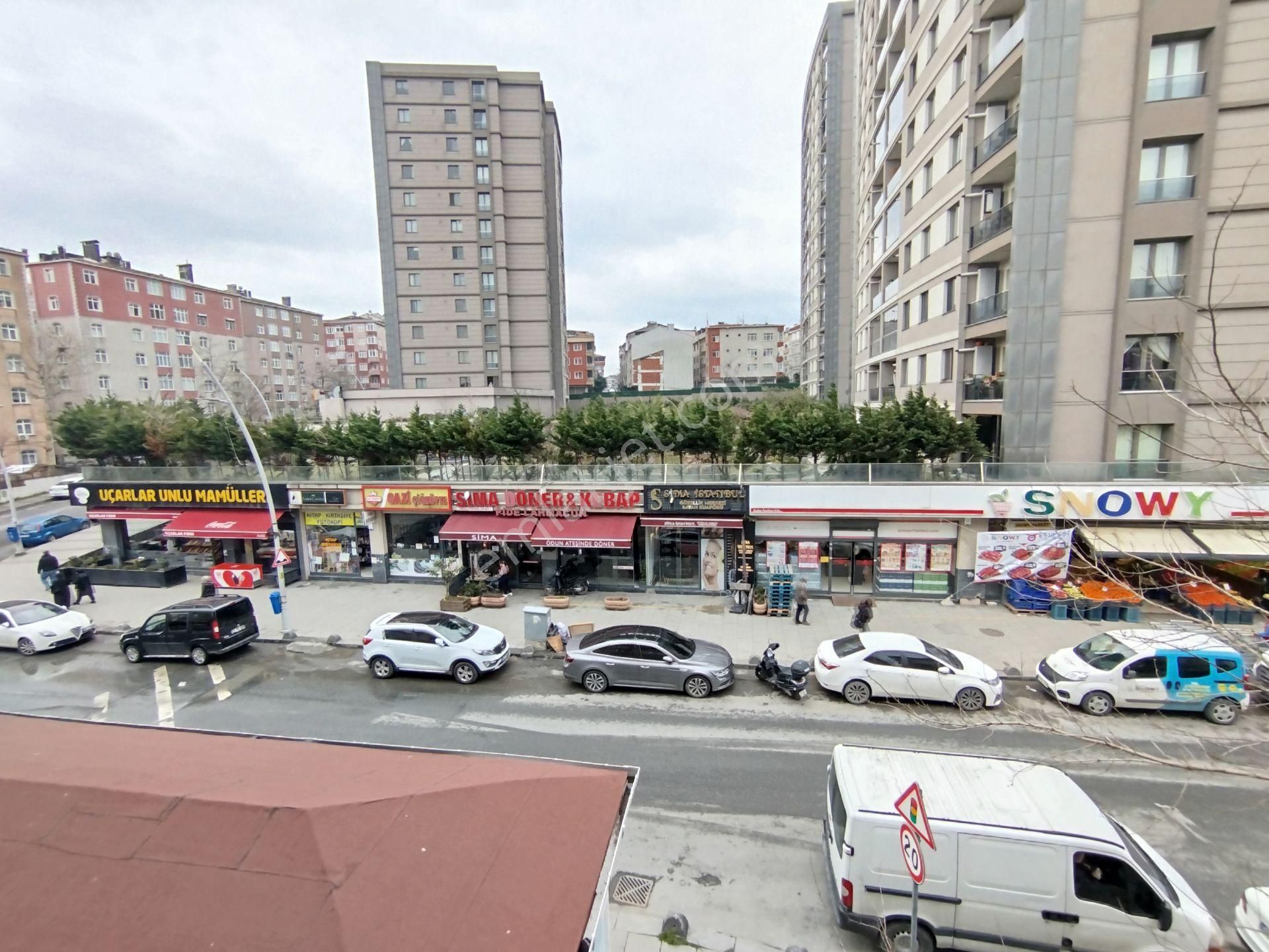 Sultangazi Uğur Mumcu Satılık Daire Arıkoğlundan Sultangazi Sitesinde Otoparklı 2+1 110 M2 Asansörlü