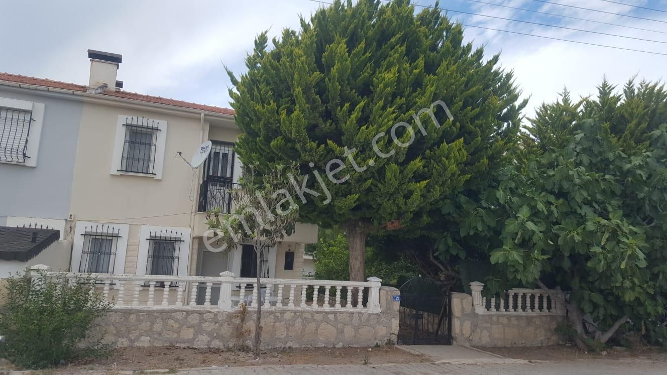 Çeşme Alaçatı Kiralık Villa Alaçatı Gayrimenkulden Alaçatı Merkeze Yakın Kiralık Villa