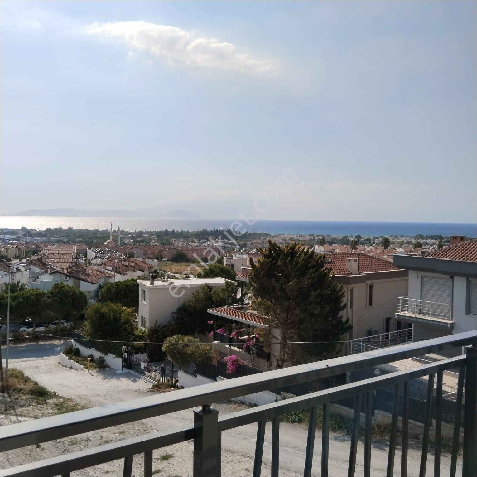 Kuşadası Soğucak Satılık Daire Panoramik Deniz Manzaralı Tripleks Villa