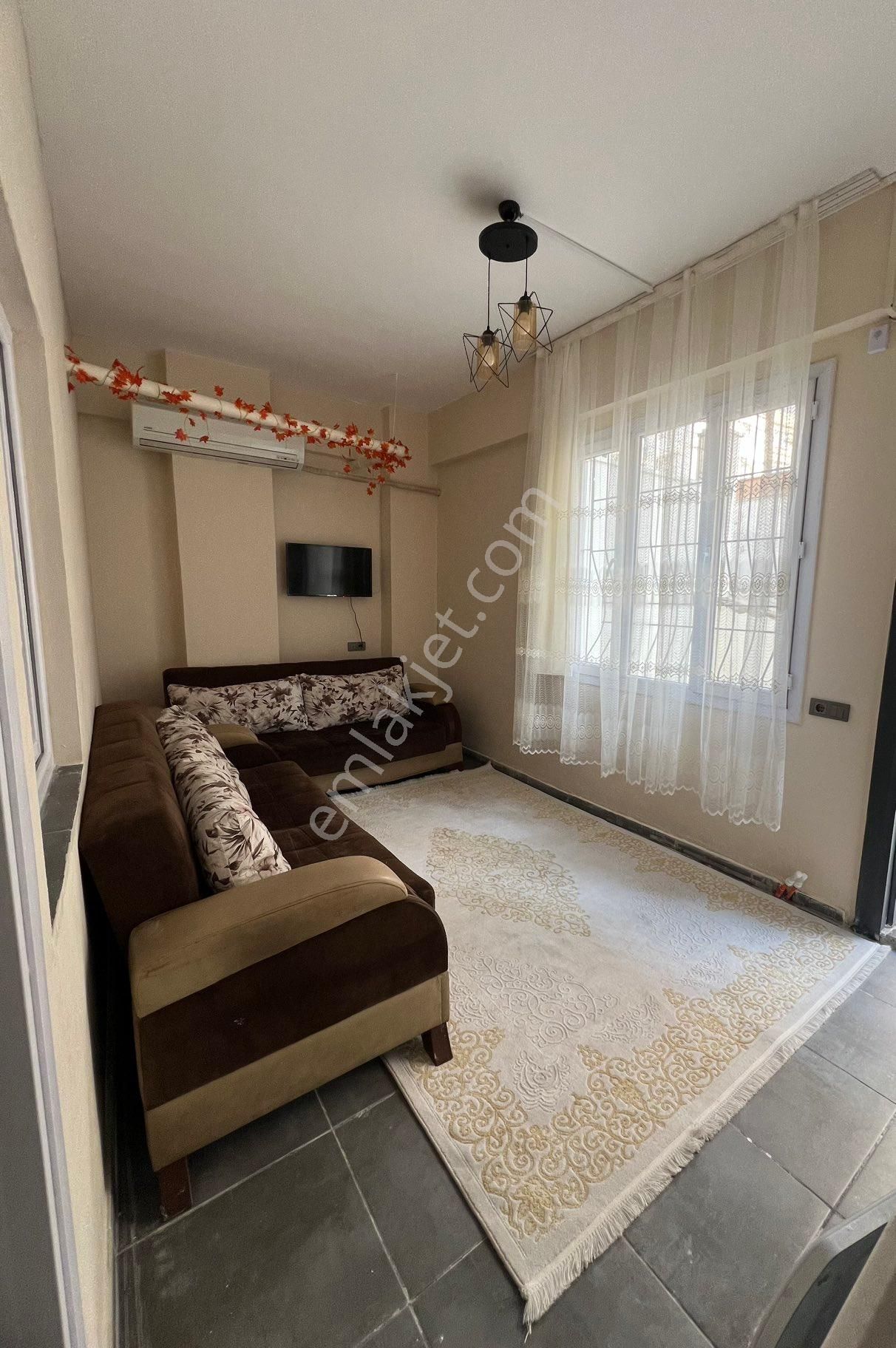 Gaziantep Şahinbey Bahçe Katı Kiralık Daire Sahibinden Merkezi Konumlu Lux Eşyalı 1+1