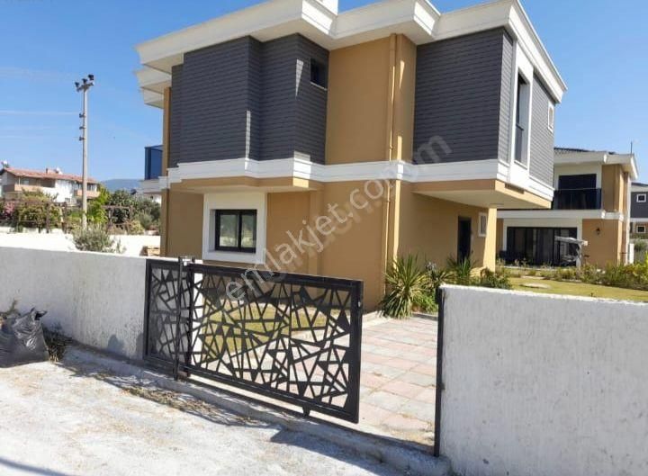 Kuşadası Davutlar Satılık Yazlık Kuşadası Satılık Villa