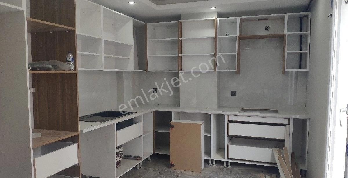 Avcılar Merkez Satılık Daire Avcılar Merkez 3+1 Sıfır 130 M2 2. Kat