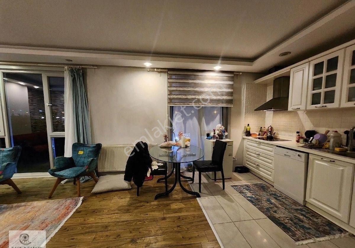 Kağıthane Yahya Kemal Satılık Daire Kağıthane Vera Residence'ta Satılık 2+1 Boş Teslim Daire