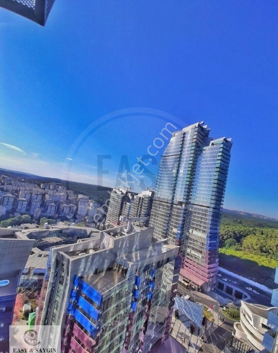 İstanbul Sarıyer Satılık Residence Maslak Ağaoğlu 1453 Sitesinde 1+1 Satılık Boş Cadde Manzaralı Ferah Ufku Açık Daire