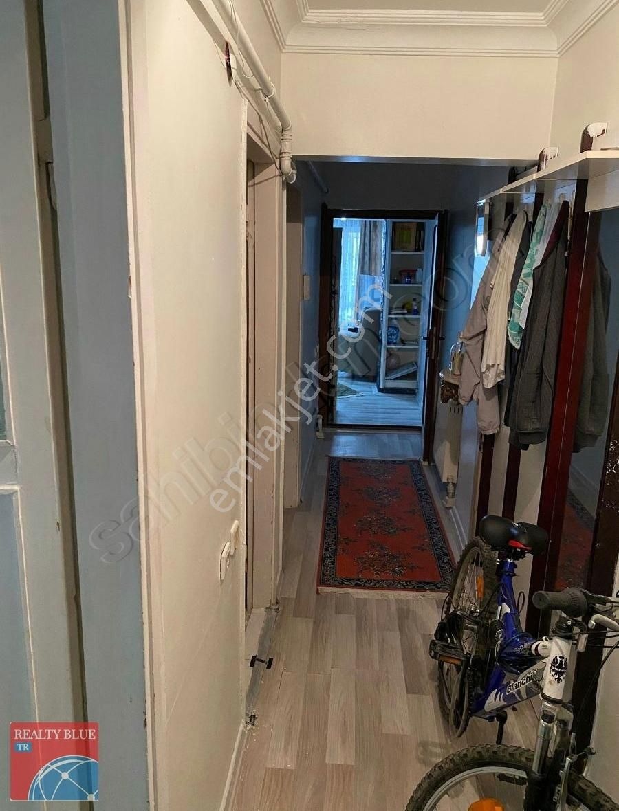 Büyükçekmece Yenimahalle Satılık Daire Büyükçekmece Kumburgaz Yenimahalle'de 2+1 Daire