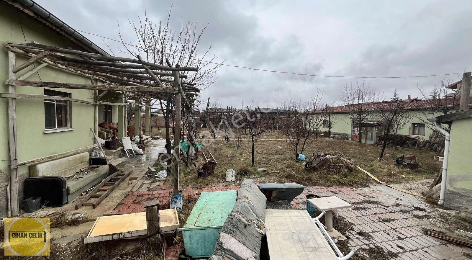 Selçuklu Yukarıpınarbaşı Satılık Konut İmarlı Acil Satılık Pazarlıksız Evi Olan Arsamız Satılıktır