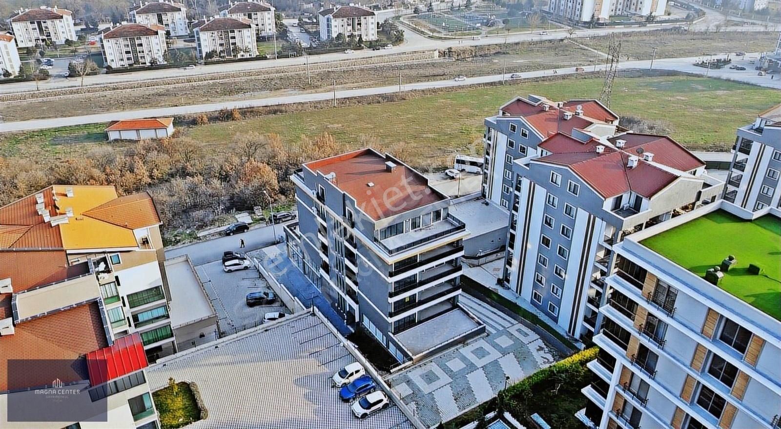 Nilüfer 30 Ağustos Zafer Satılık Daire Magna Center Dan Kayapada 160 M2 Satılık 3+1 Daire