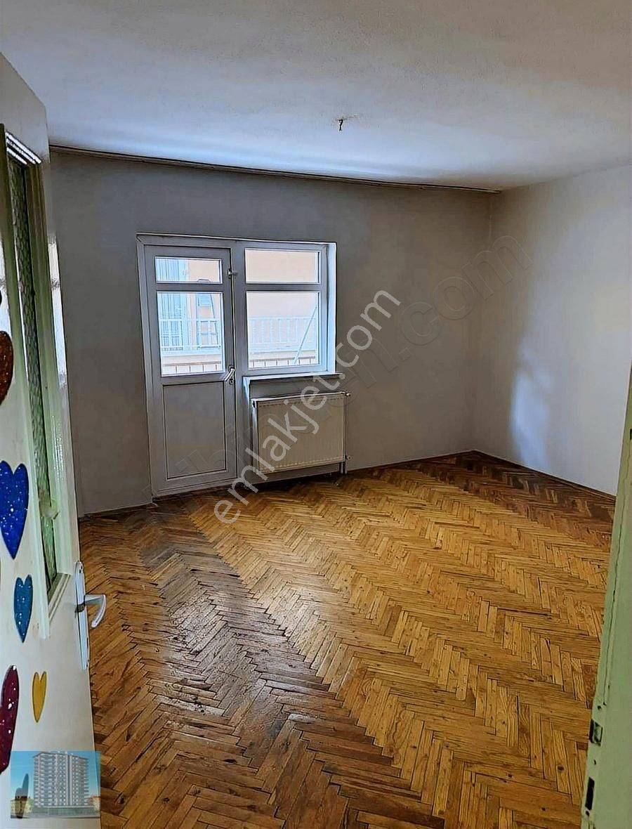 Ara Kat Geniş Ferah Aydınlık 3+1 Daire Boş Güney Doğu Batı Cephe - Görsel 3