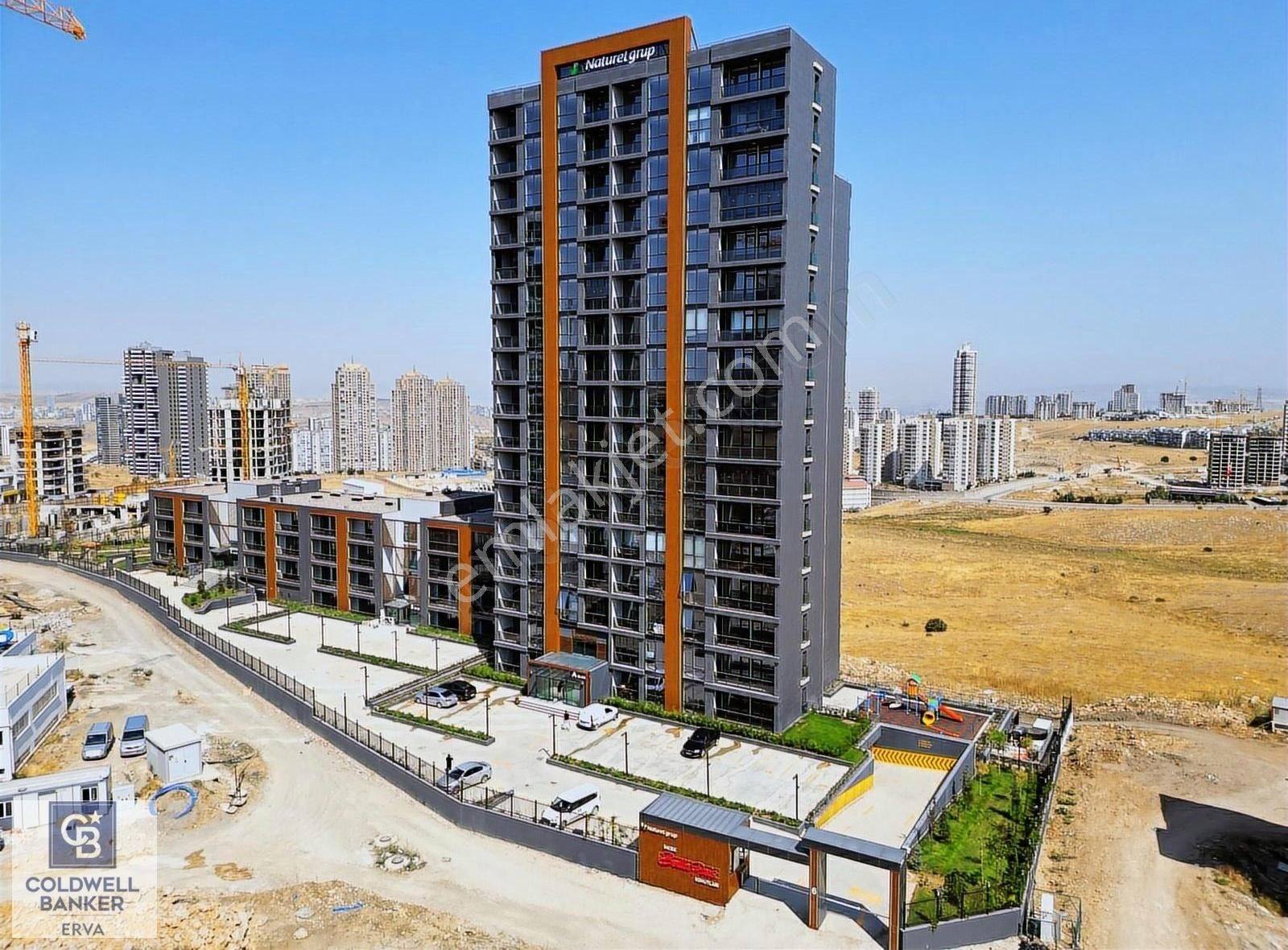 Çankaya Alacaatlı Satılık Daire Beytepe Bellapais Konutlarında Satılık Manzaralı 62m2 1+1 Daire