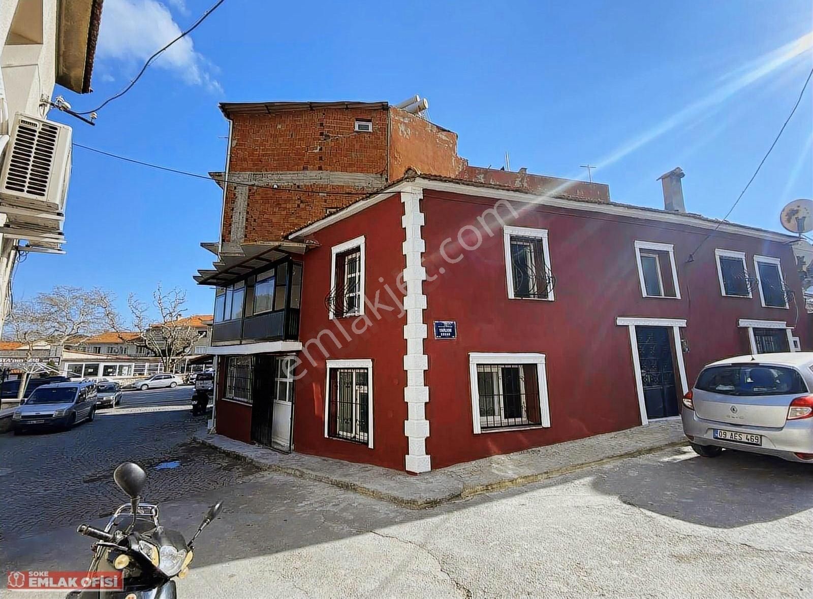 Seo'dan Kemalpaşada İki Katlı Müstakil Ev - Görsel 25