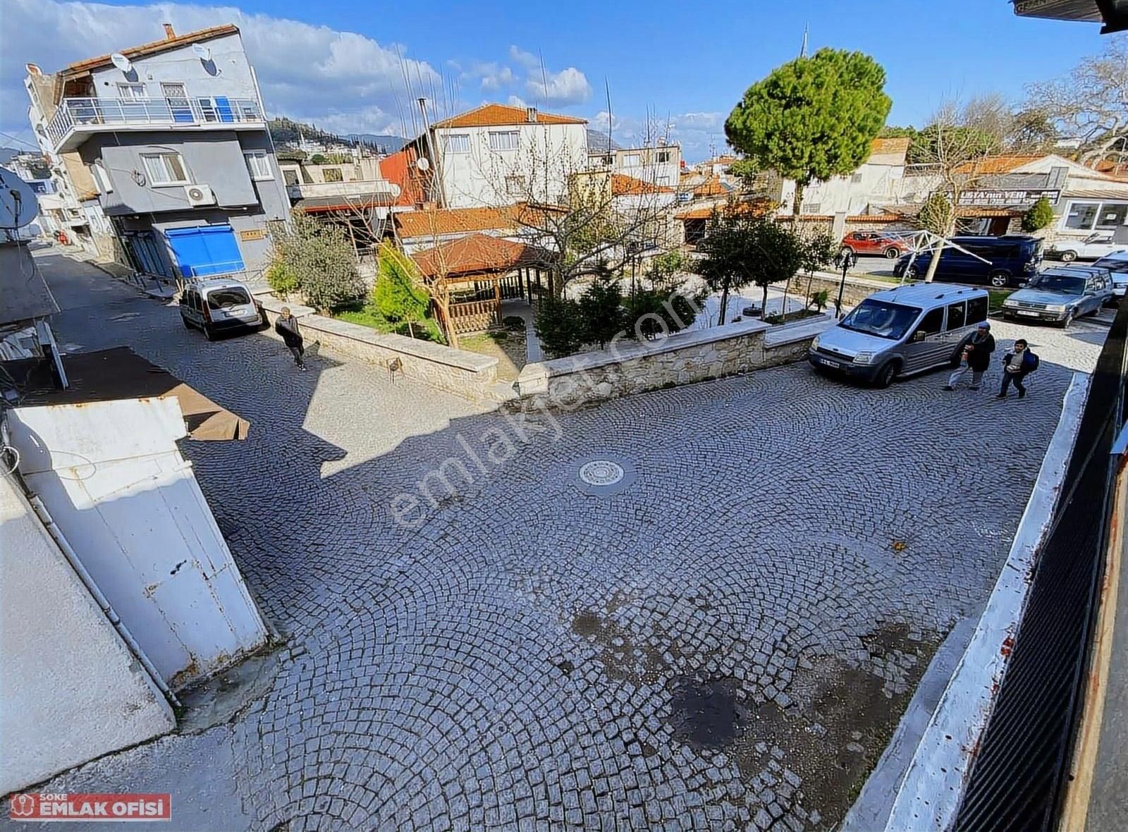 Seo'dan Kemalpaşada İki Katlı Müstakil Ev - Görsel 32