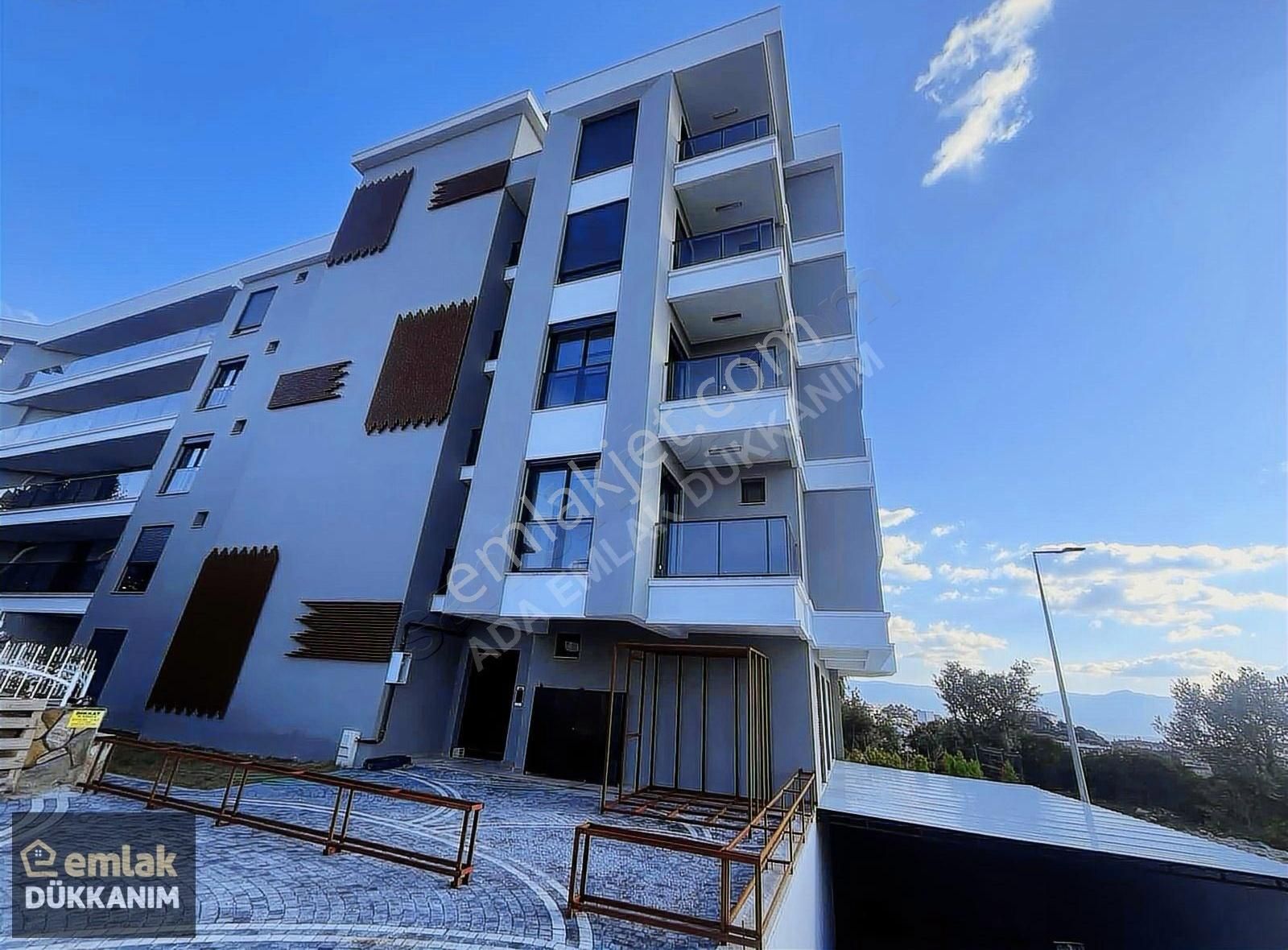 Kuşadası Hacıfeyzullah Satılık Residence Kadınlardeniznde Kelepir 1+1