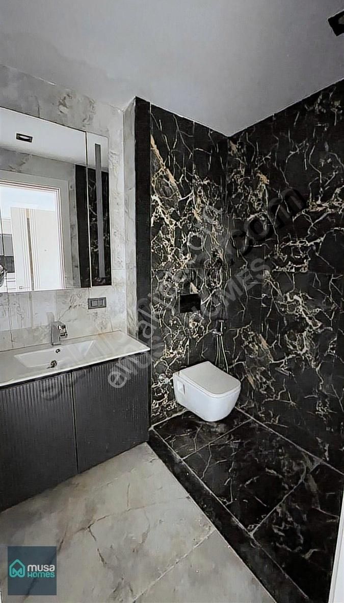 Türkler Azura World&hotel De Satılık 1+1 Daire - Görsel 14