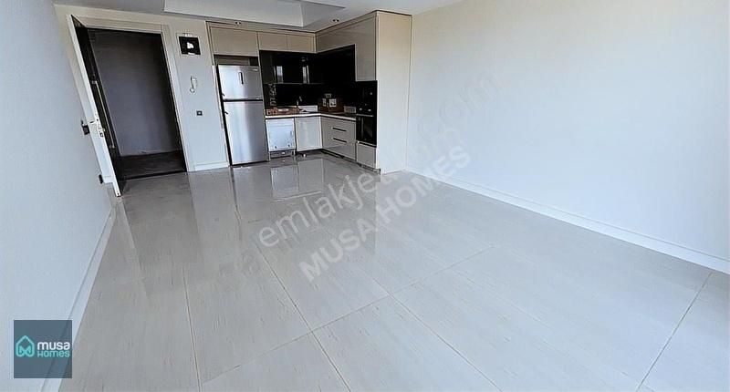 Türkler Azura World&hotel De Satılık 1+1 Daire - Görsel 3