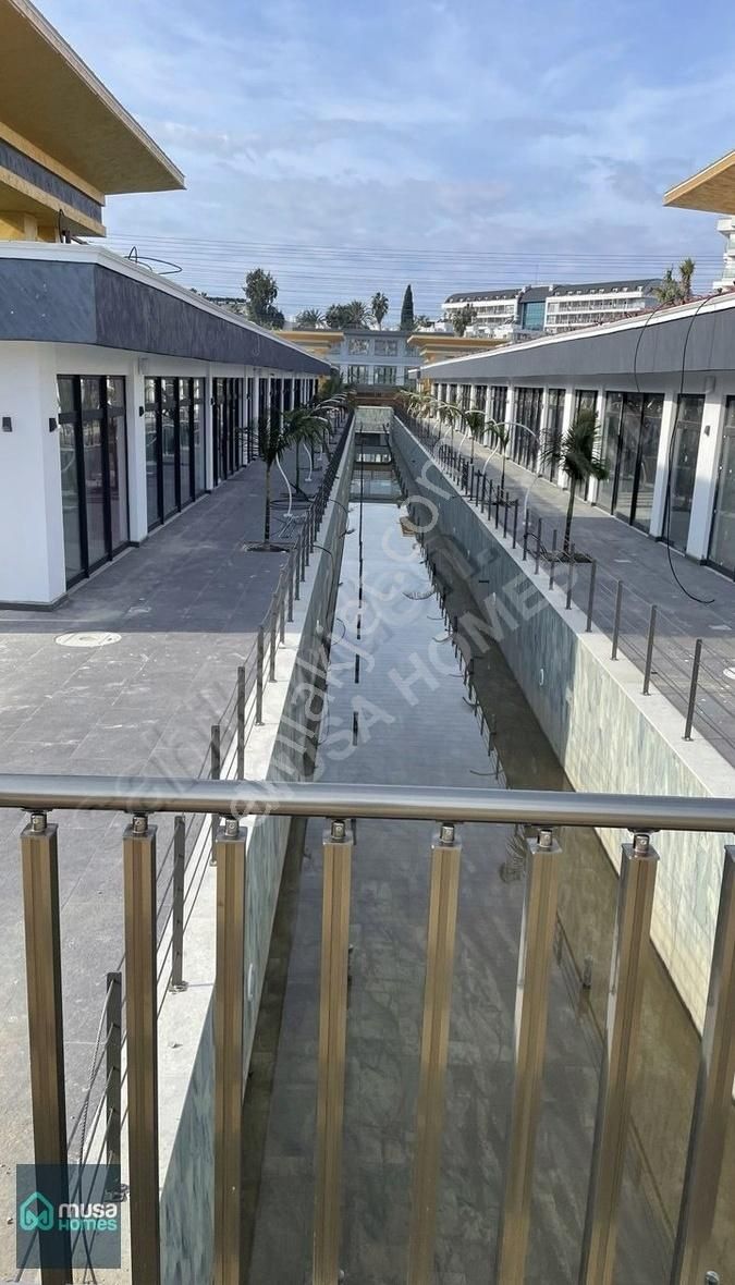 Türkler Azura World&hotel De Satılık 1+1 Daire - Görsel 11